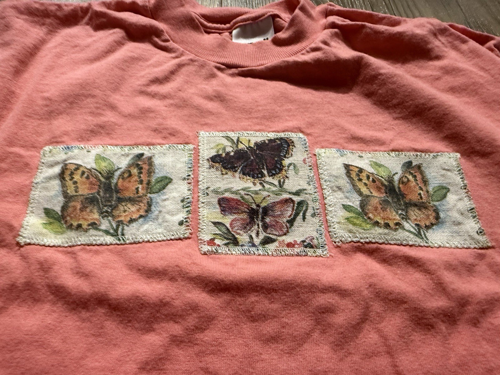 Vintage Anvil Butterfly Stamp T Shirt Medium Coral Pink Cottagecore Nature Tee