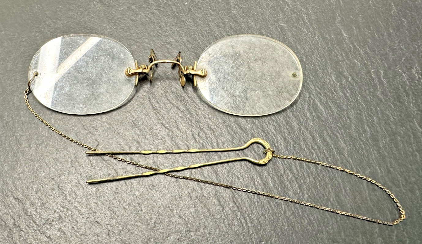 ANTIQUE PINCE NEZ RIMLESS OVAL FRAME GLASSES WITH HAIR PIN M300