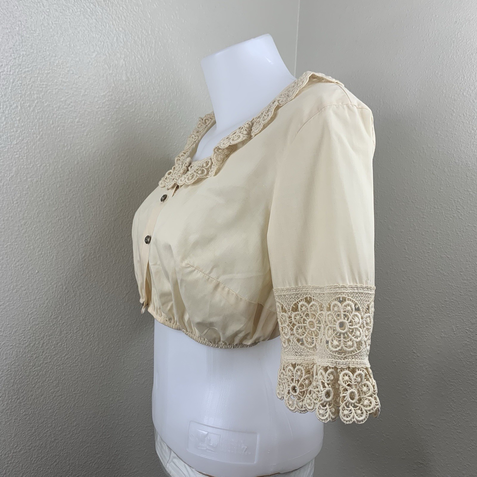 Vtg Dirndl Blouse Button Crop Top Tan Off White Eyelet Sz 16 Made In USA