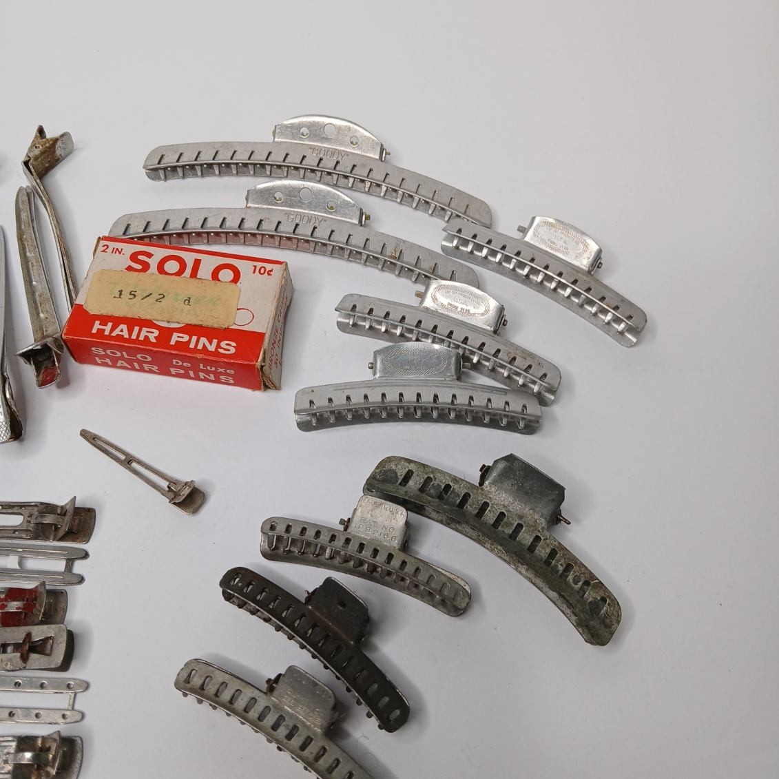 Vintage Beauty Salon Hair Clips/Pick/Pins Lot Tip Top Goody Mervin Lady Hamilton