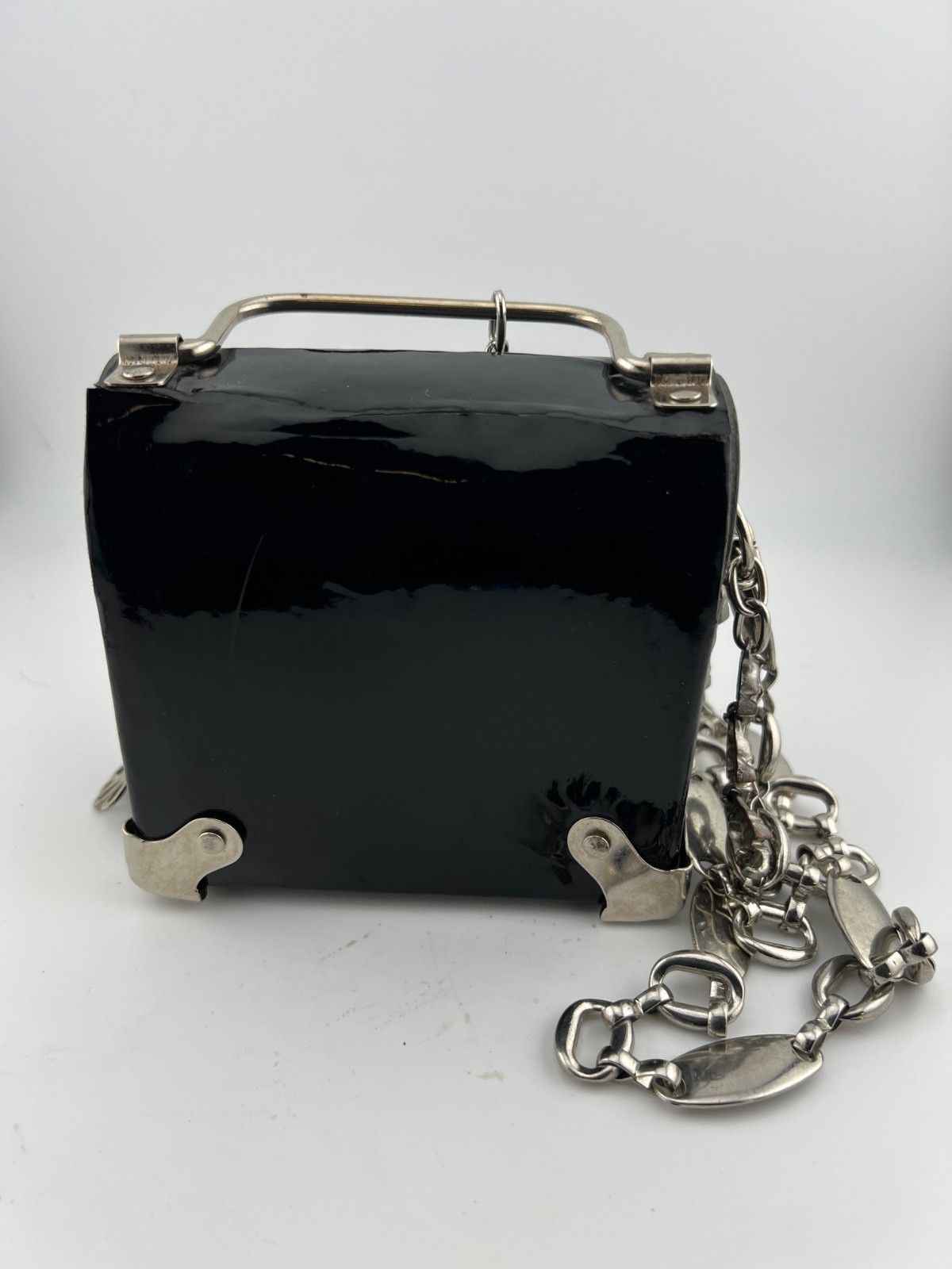 Vtg Hardcase Trunk Bag Black Patent Silver Heavy Chain Locket Heart Purse USA