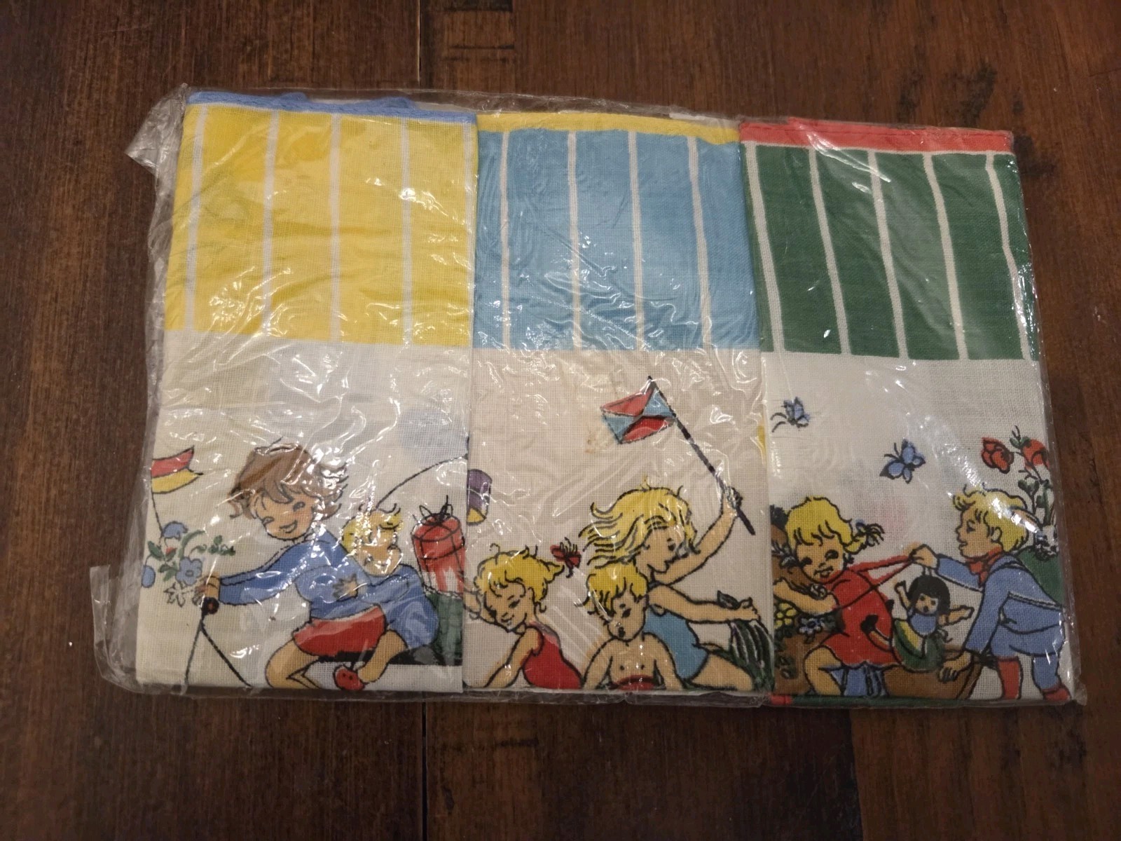 Vintage Reine Baumwolle NOS Hankerchiefs Pack Of Three 50s