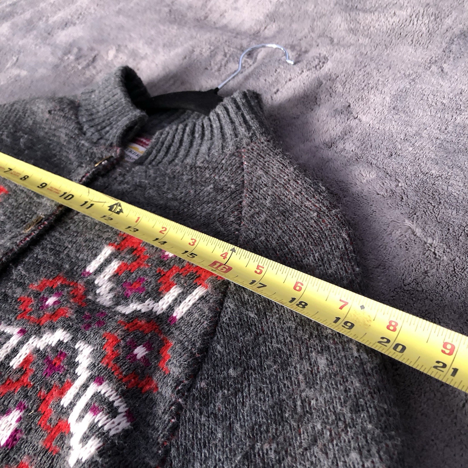 VTG 70s Sturbridge by Roosevelt Knit Cape Poncho Womens Size M/L Aztec Kachina
