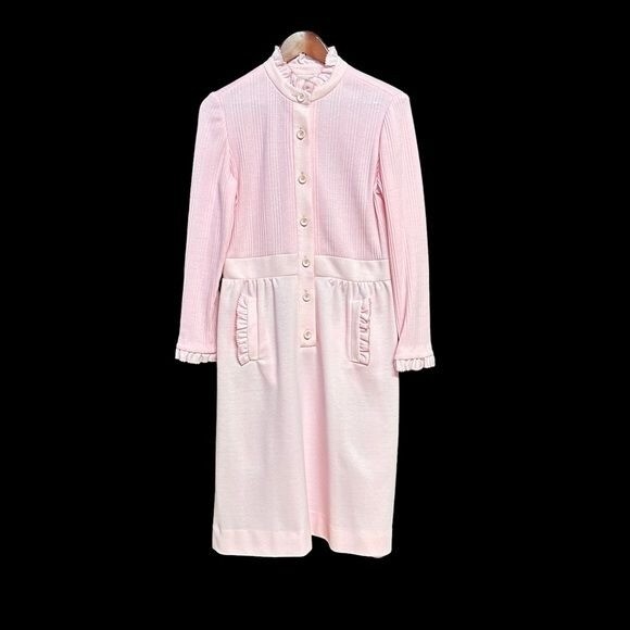 Leslie Fay Vintage Deadstock 70s Dress size 12/16 in light pink ribbed Polyester