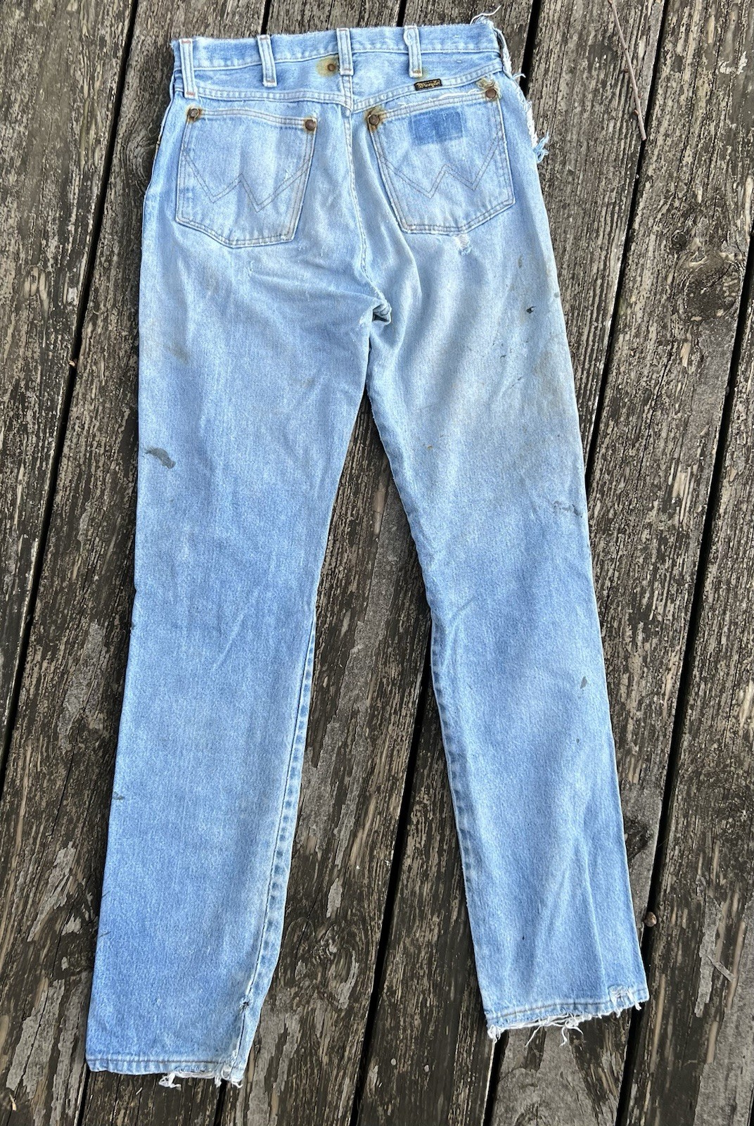 Vintage USA Wrangler 31×36 Jeans Distressed Faded Paint Grunge Workwear