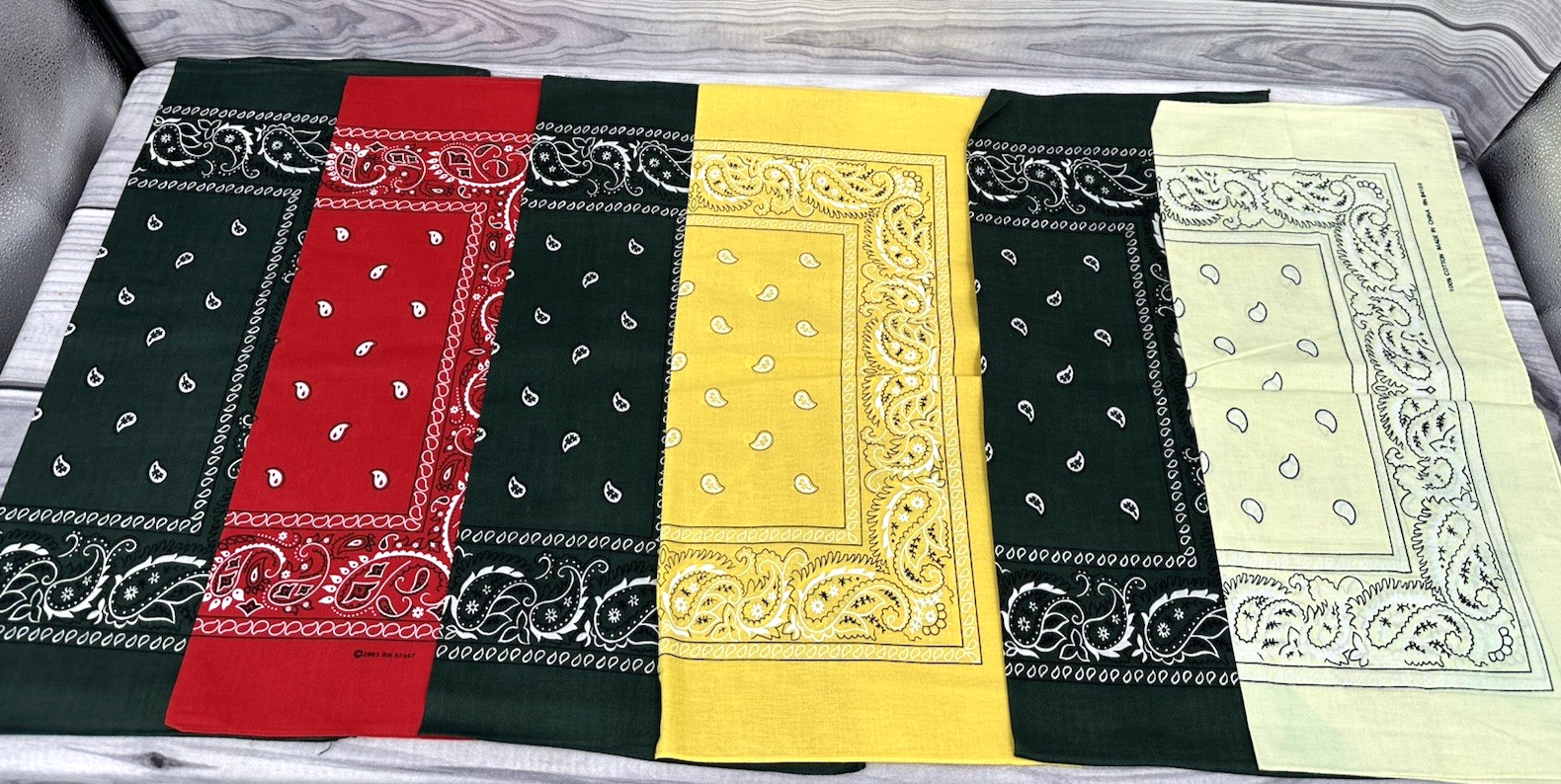 LOT OF 6 VINTAGE 100% COTTON BANDANAS / HANKERCHIEFS-MULTI COLOR-BRAND NEW *2