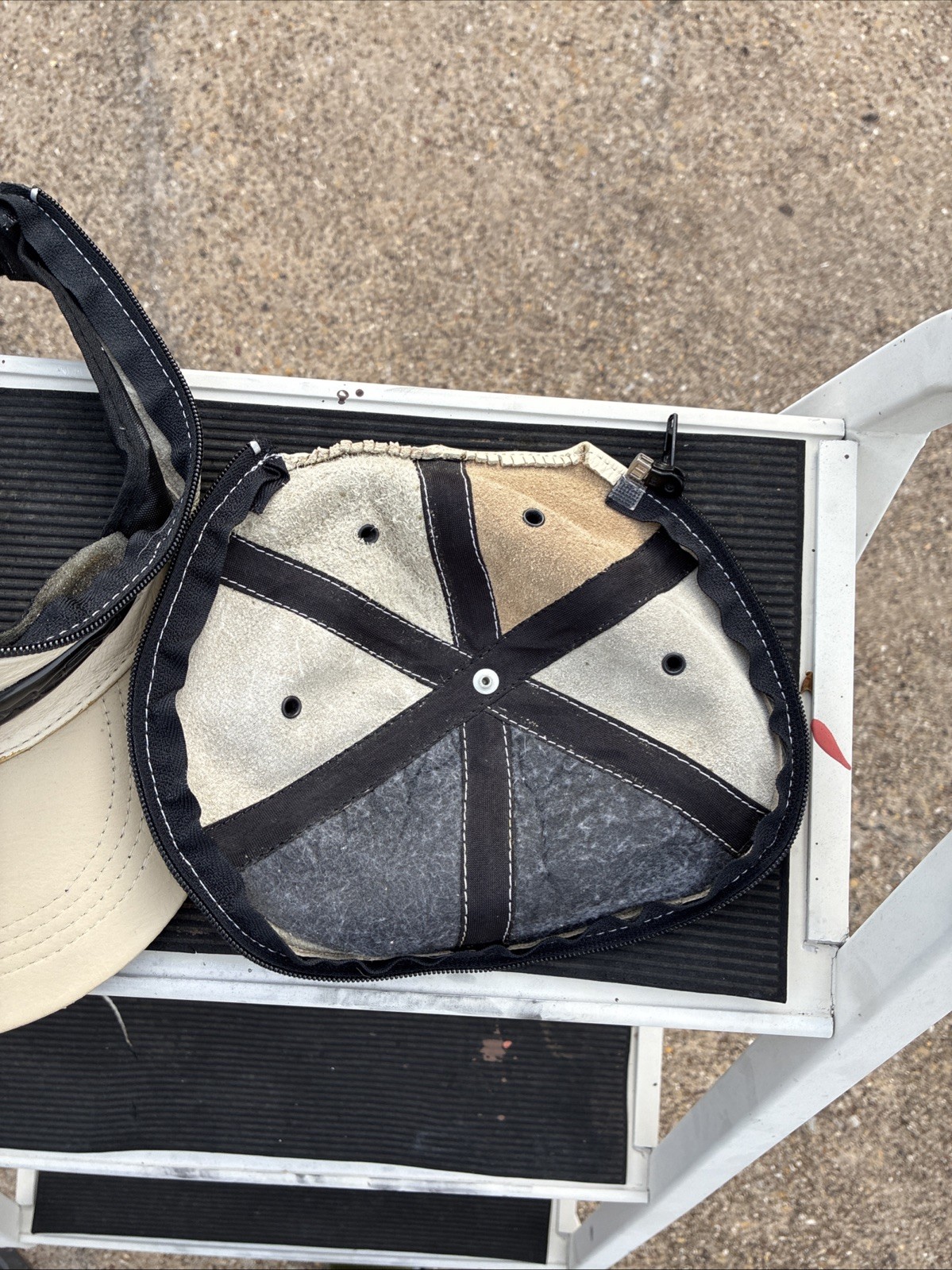 Vintage Oakley Hat