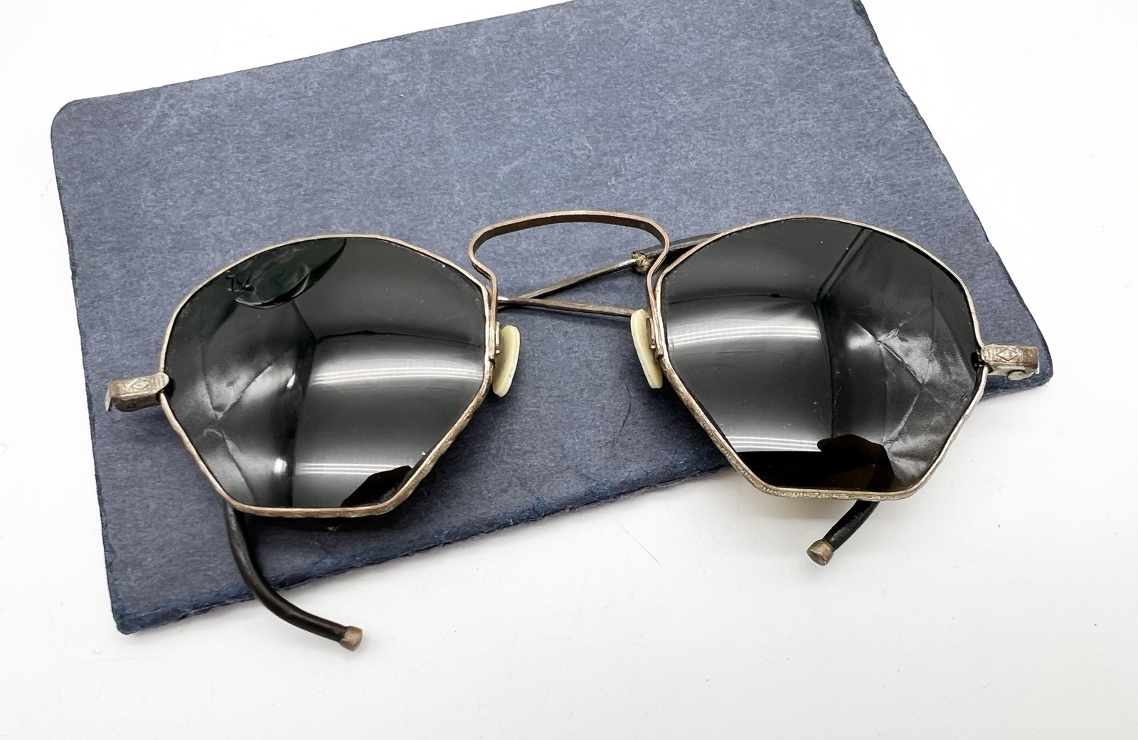 Antique Octagonal Wire Frame Sunglasses Green Tinted Lenses Steampunk Victorian