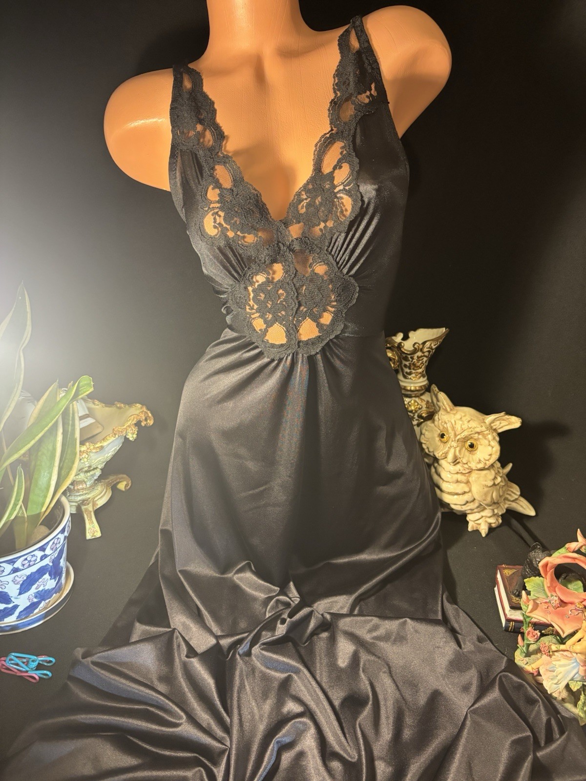 VTg FULL Sweep Lace Top BLACK Nylon Nightgown Negligee olga esque