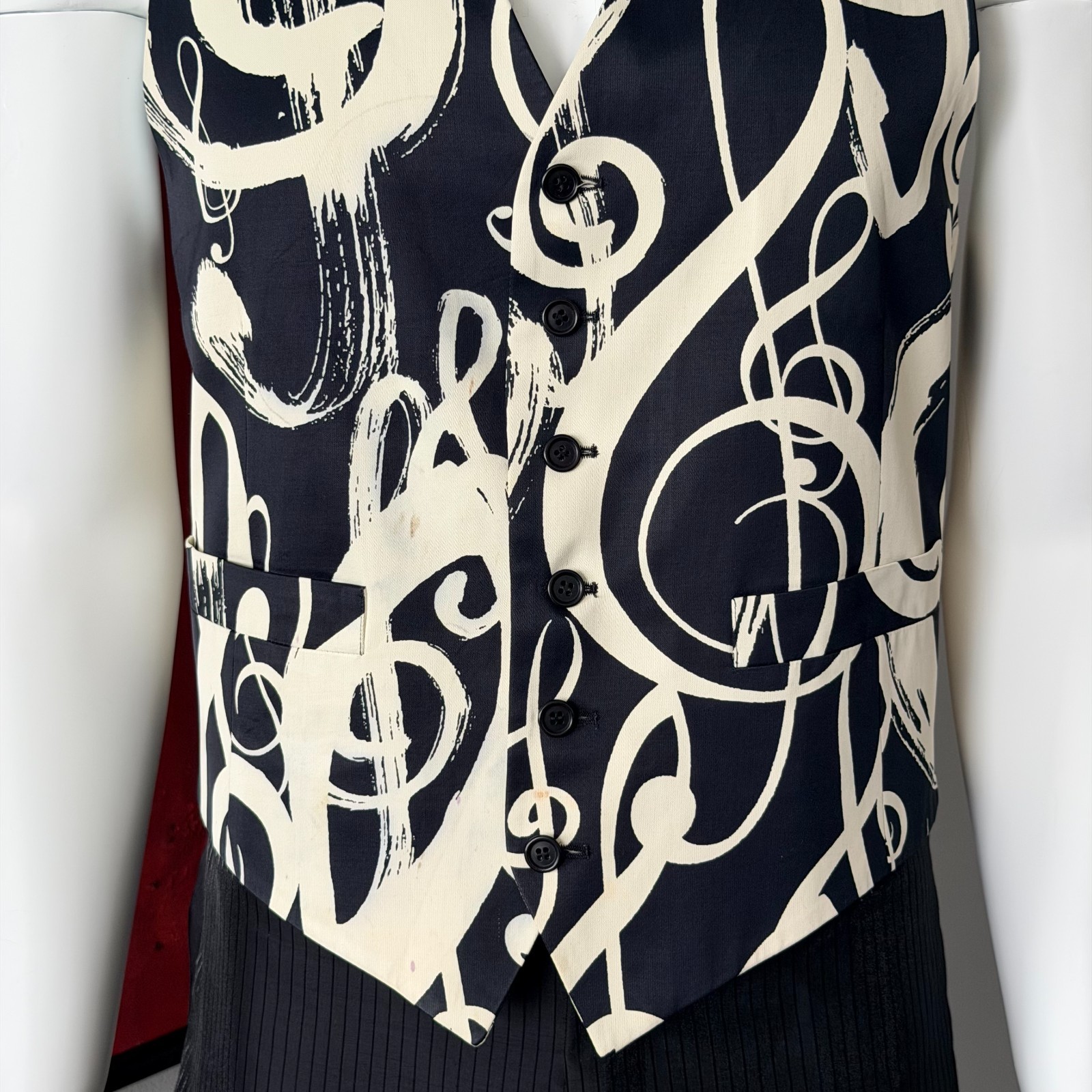 MOSCHINO CHEAP and CHIC cotton vest Treble Clef size 54