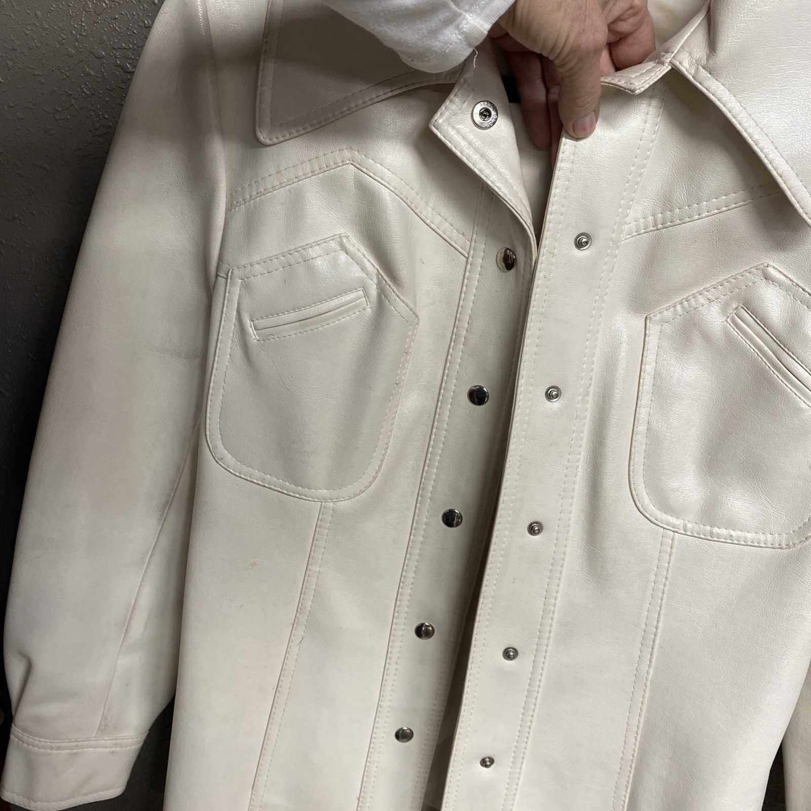 Sears Vintage White Vinyl Coat, Silver Snaps Lining,Great Condition. Size Small.
