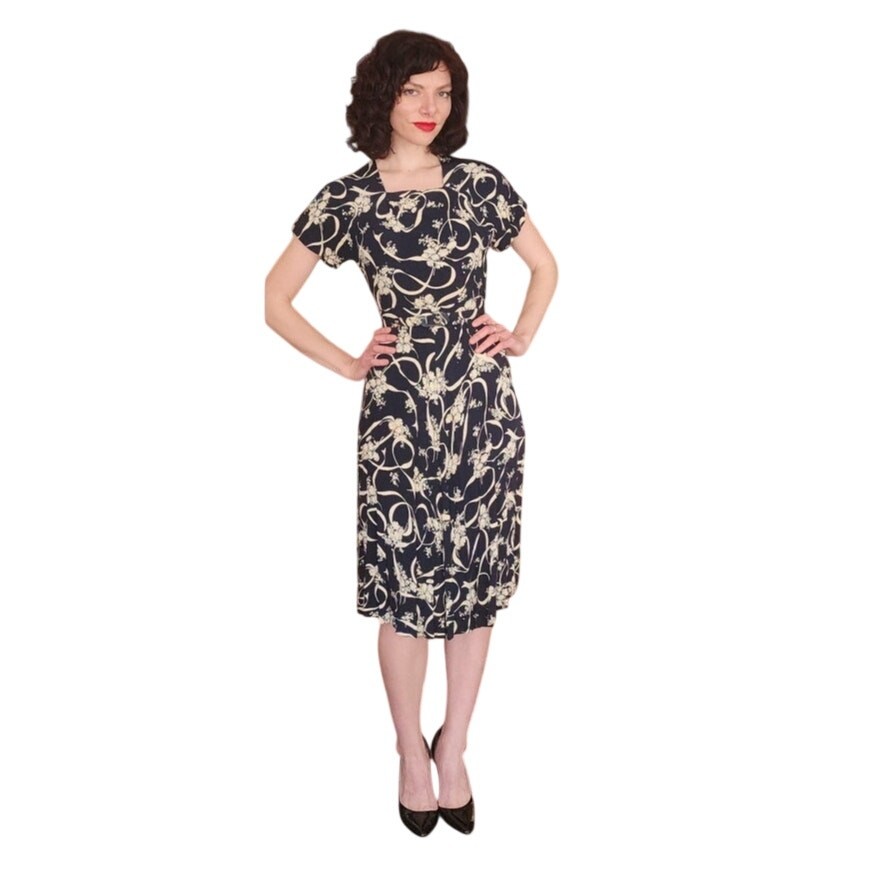 Vintage ORIGINAL 40s Leslie Fay Black Cream Floral Ribbon Rayon Midi Day Dress