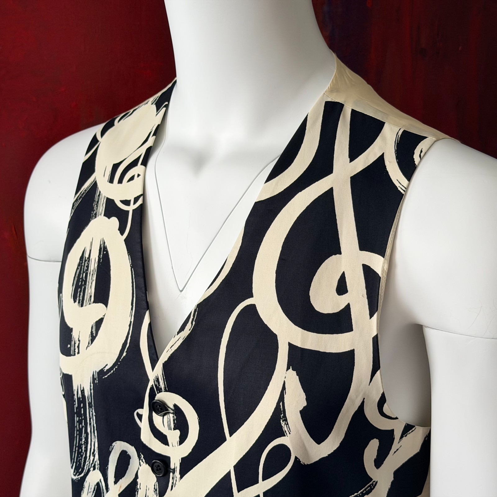 MOSCHINO CHEAP and CHIC cotton vest Treble Clef size 54