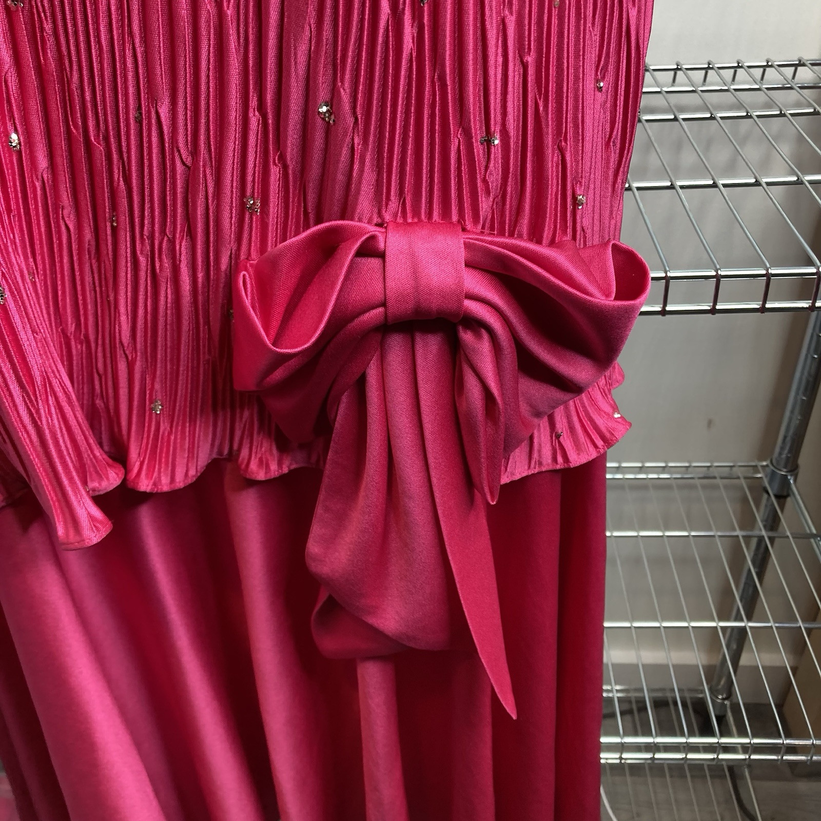 Vintage Gilberti Pink Sequin Pleated Midi Dress Size 12 Special Occasion 80’s