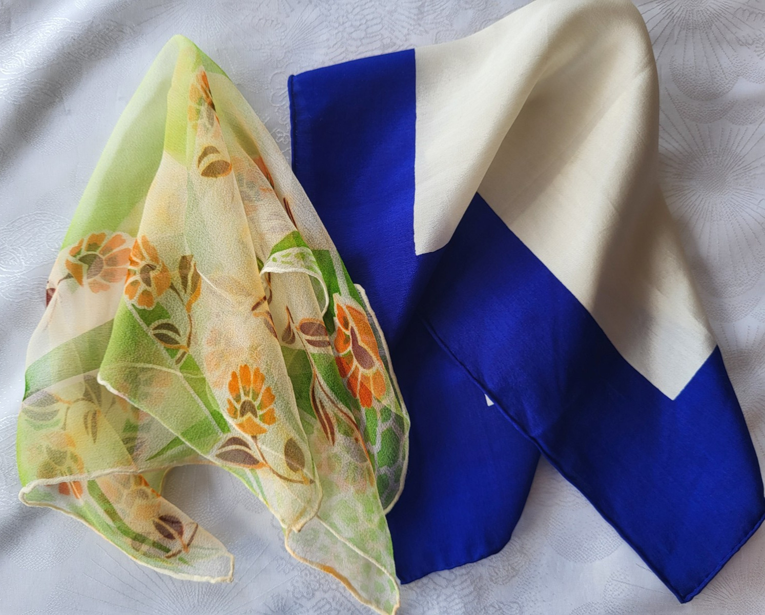 20 Vintage Silk Handkerchief Lot & Applique Hanky Keeper US Army Air Forces