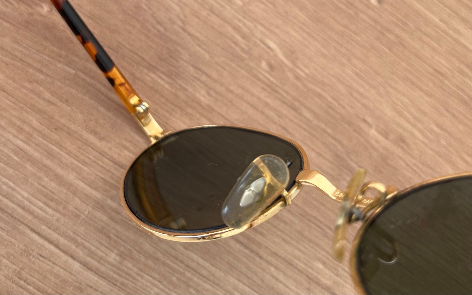 Vintage B&L Ray-Ban W2188 PN4 Oval Sunglasses 52□18 Gold Tortoise G-15 USA