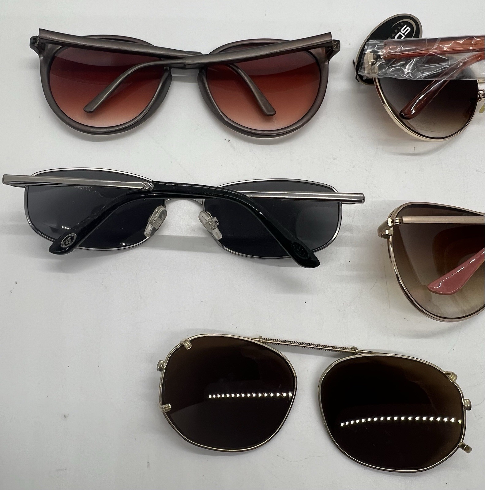 Lot Of 5 Pair Vintage Sunglasses In Various Conditions