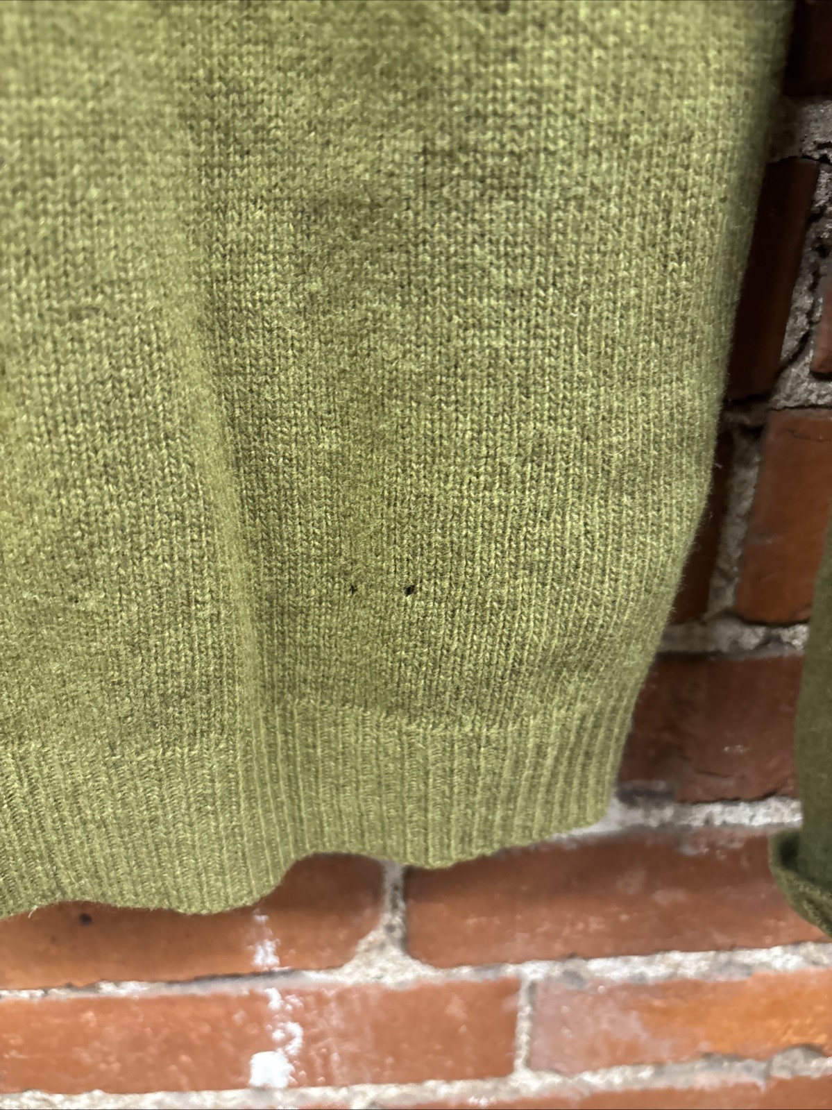 Vintage 60s Saxony Cashmere Lambswool Sweater L Green V-Neck Grunge