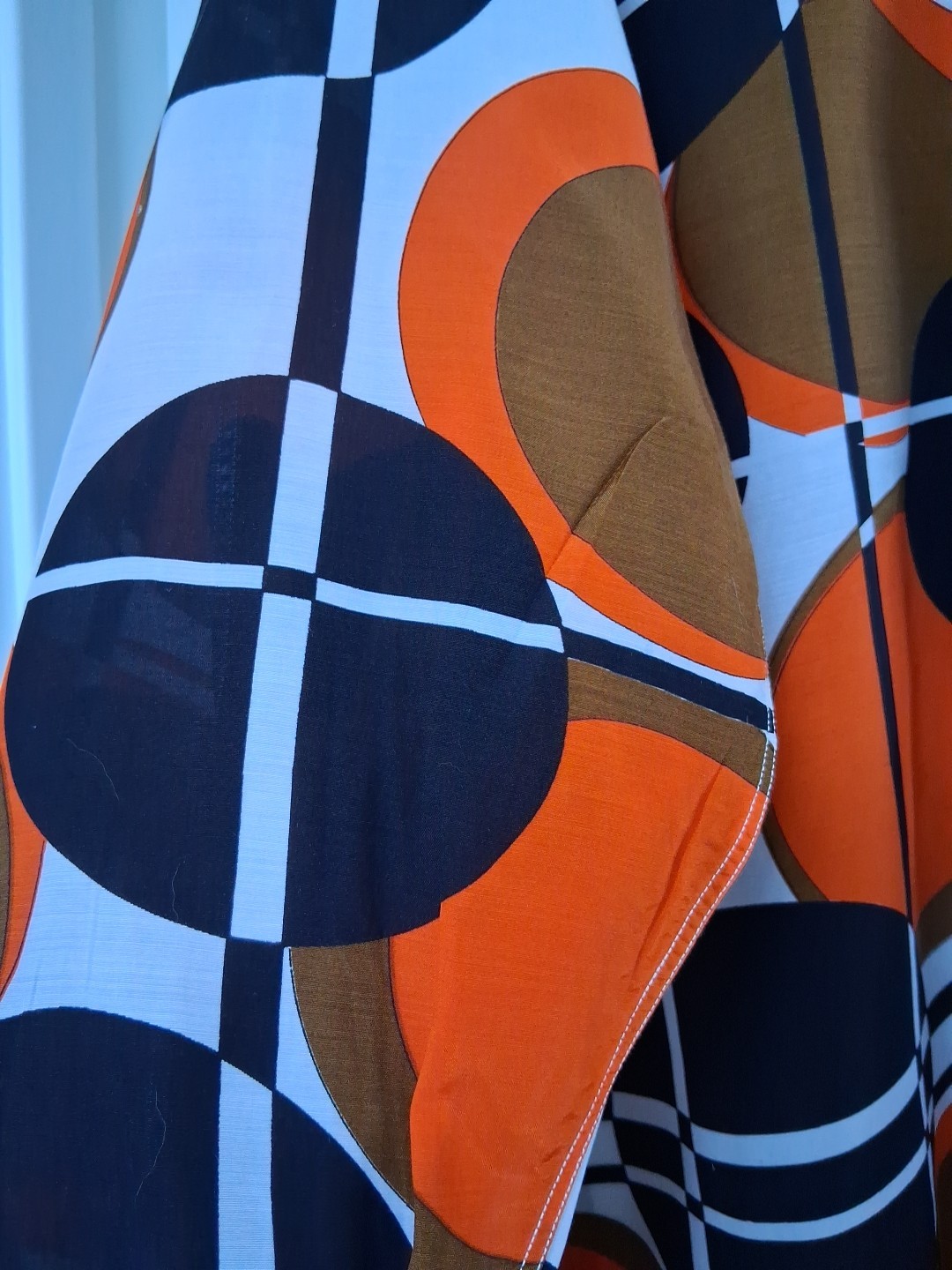 Vtg Harrow’s of Great Neck LTD Shirt Bright Geometric Big Collar Synthetic Men L