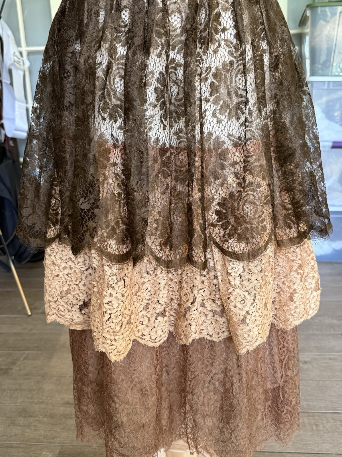 🎥 1920s Vintage Tiered Lace Dress Paramount Studios Silent Film Era 20s Actress