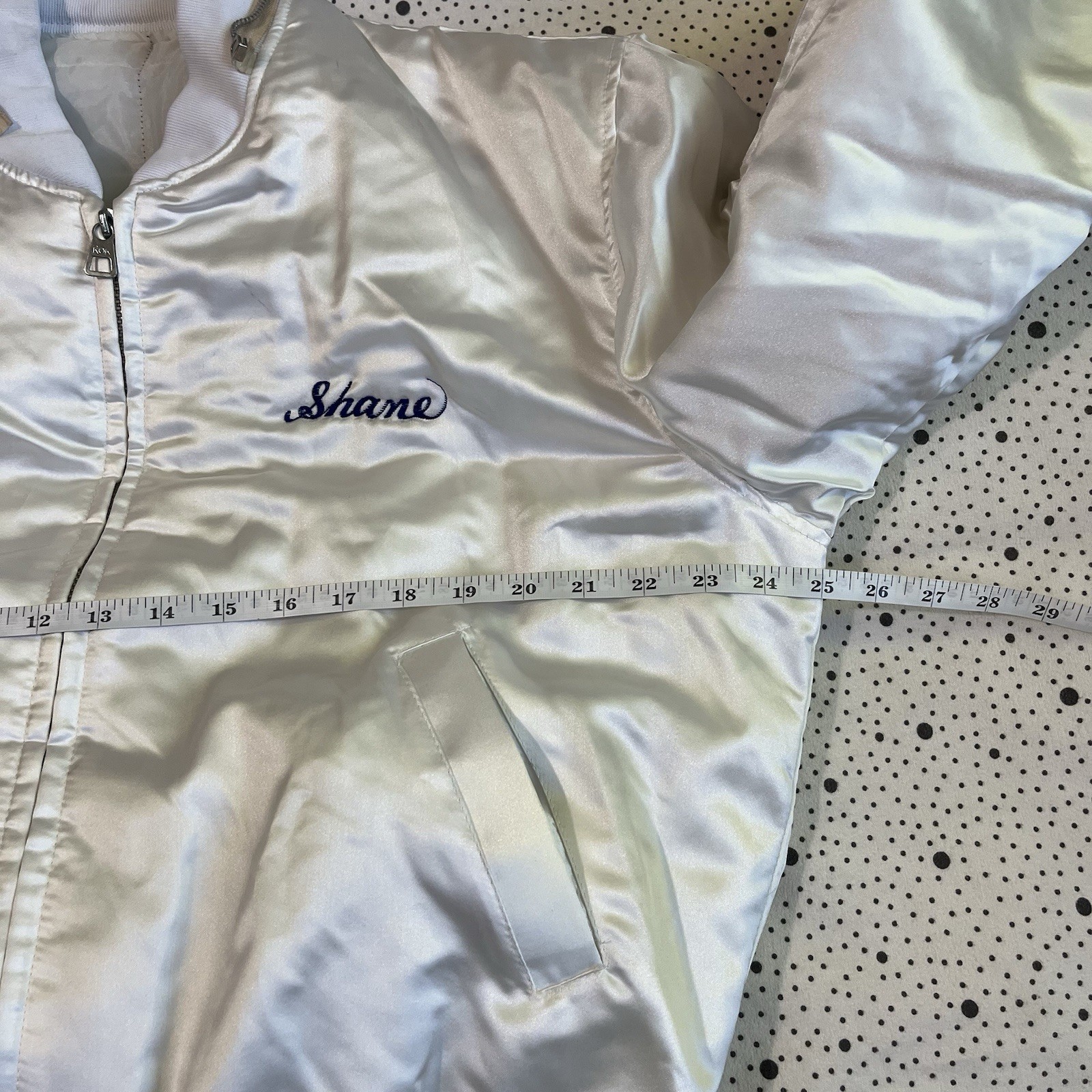 Vintage 1980’s Korea Souvenir Jacket Size XL White Satin Embroidered Dragons
