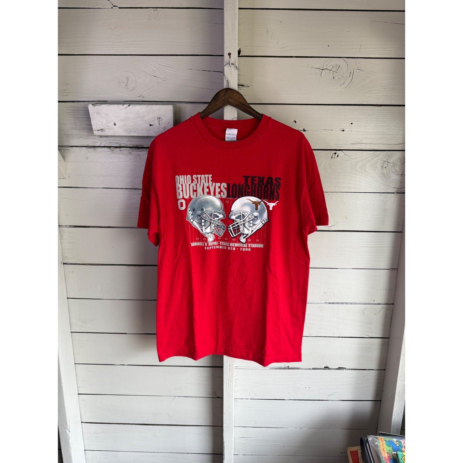 Vintage 2006 Ohio State Buckeyes vs Texas Longhorns AAA Red Graphic T-Shirt L
