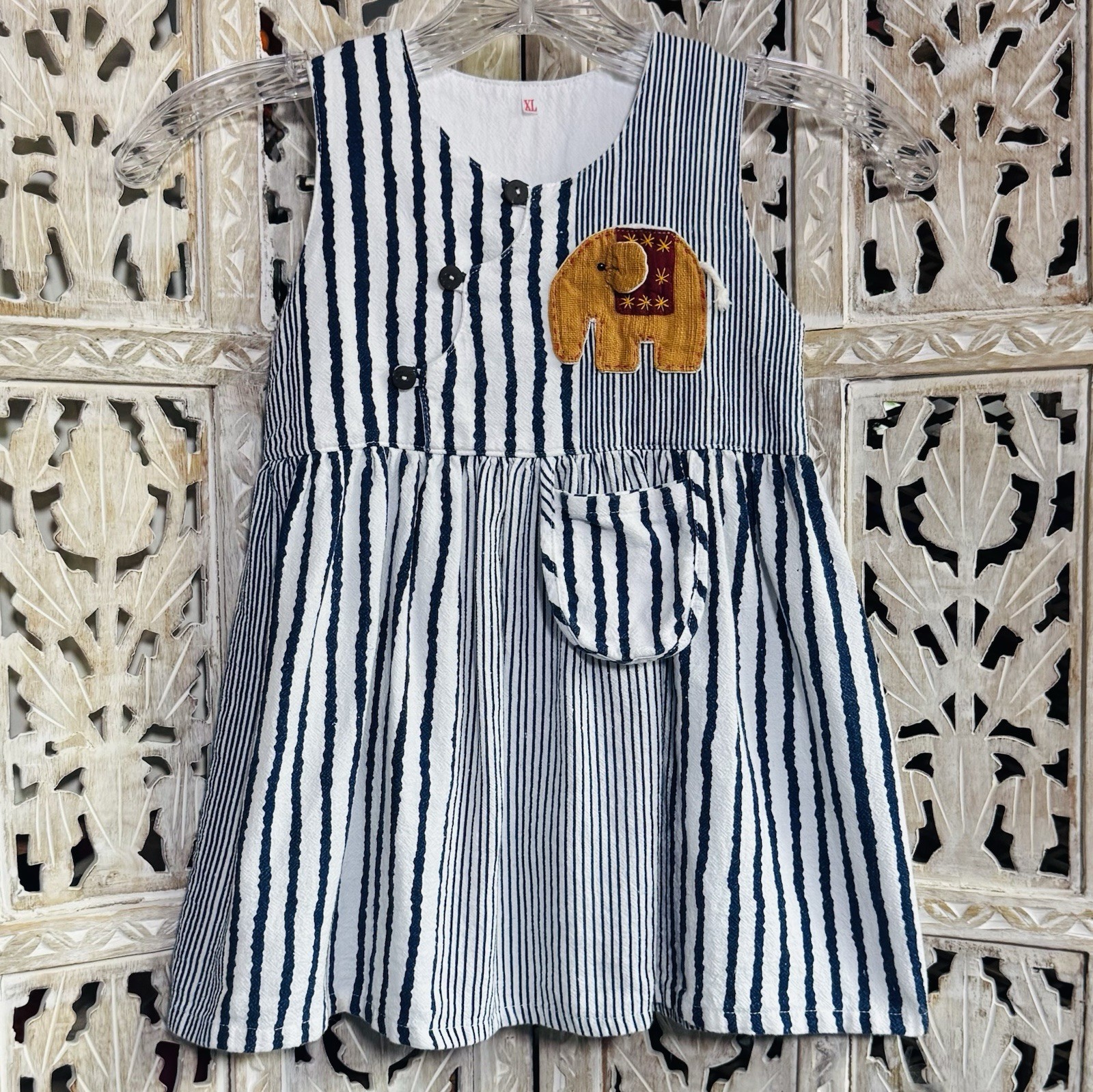 Vintage European Girls SZ 4 Cotton Linen Dress Elephant Appliqué Pocket