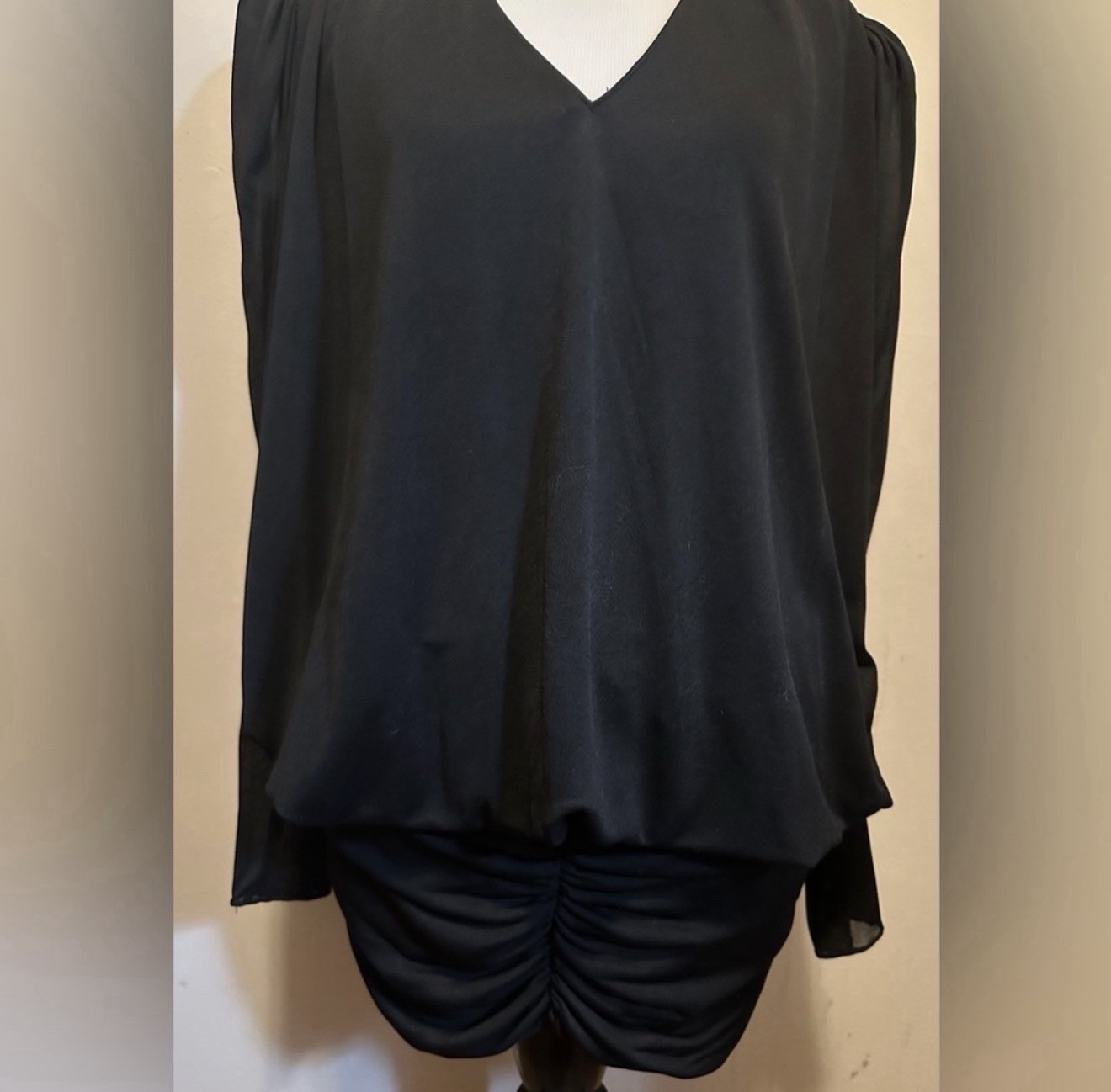 Vintage New Leaf 1980’s Women’s Long Sleeve Mini Black Dress Size 9/10