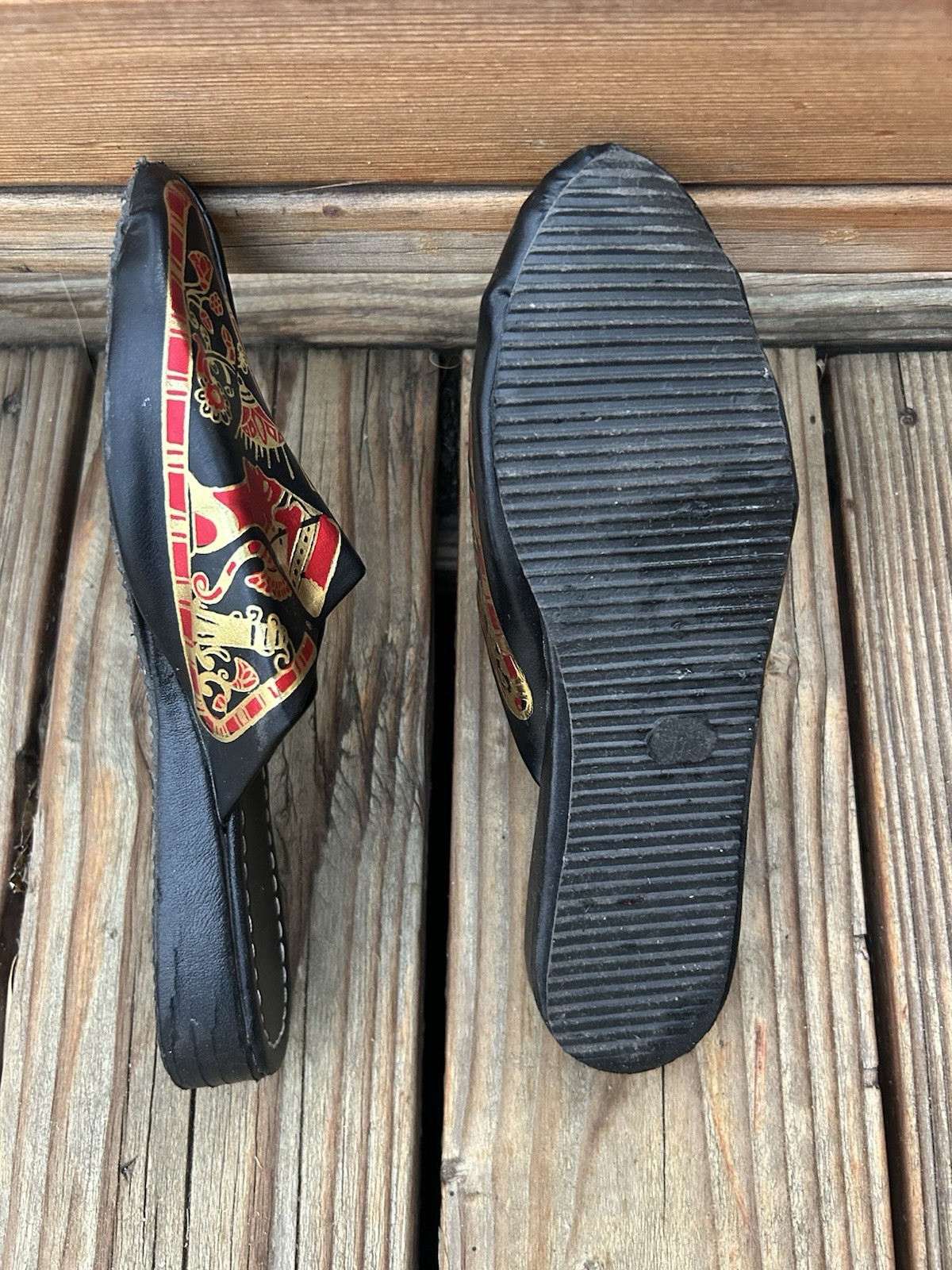 Vintage Egyptian Nefertiti Babouche Slippers Gold Embossed EU 38
