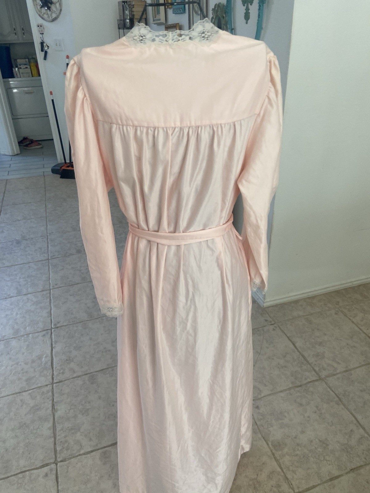 Vtg Judith Ritter Barbizon Boutique Pink Robe Lace Hollywood Regency Wedding