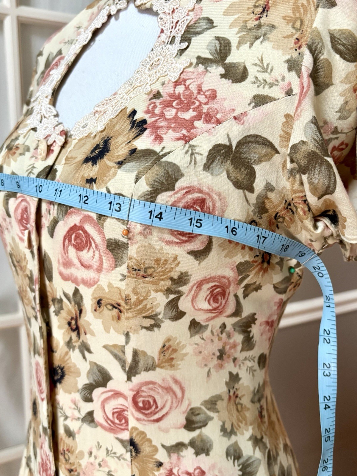 Vintage Joni Blair Floral Rayon Midi Dress Cottagecore Lace Keyhole Size 3