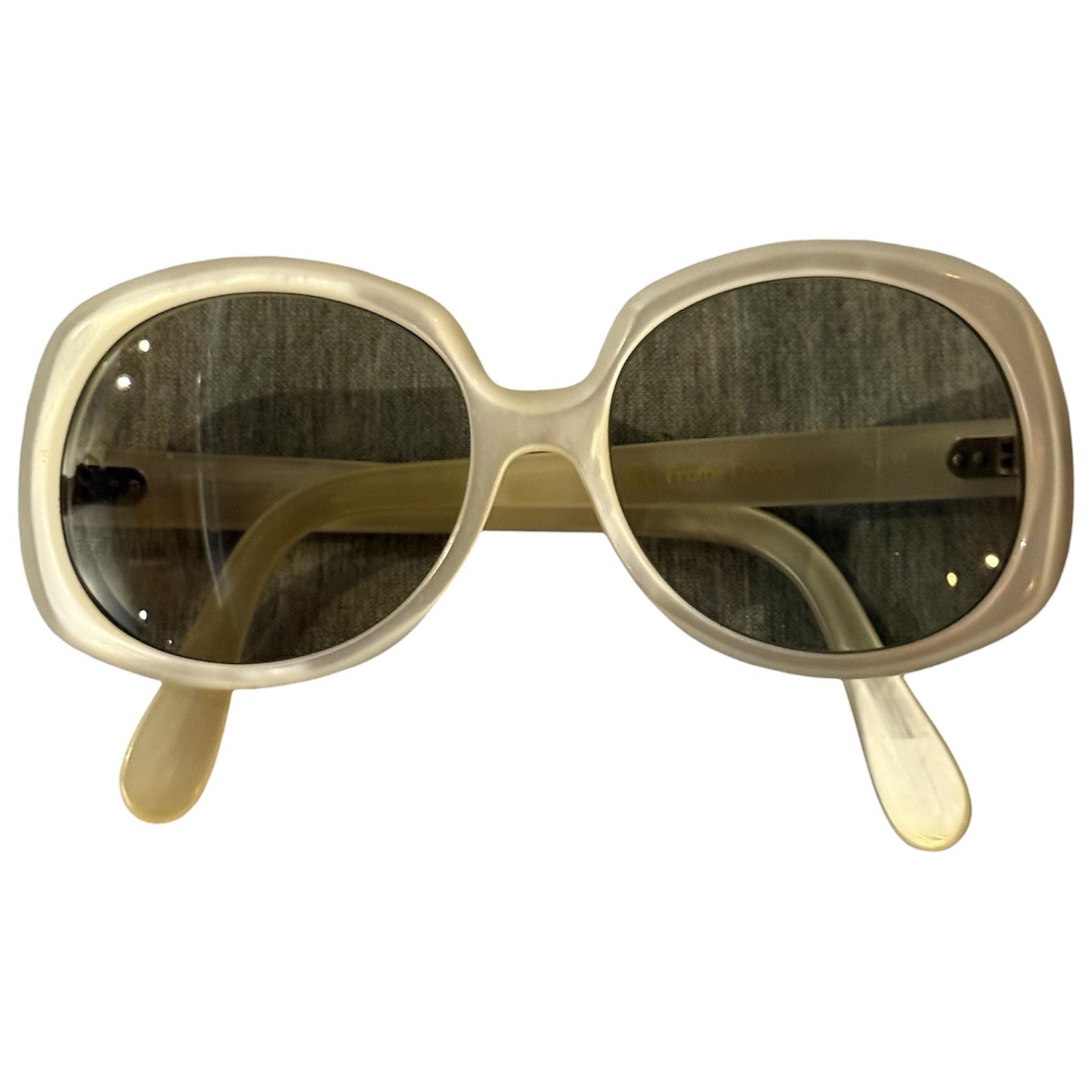 Vintage 70s Tilda Frame France Mod Oval Pearl Acetate Sunglasses 50‑18 Oversized