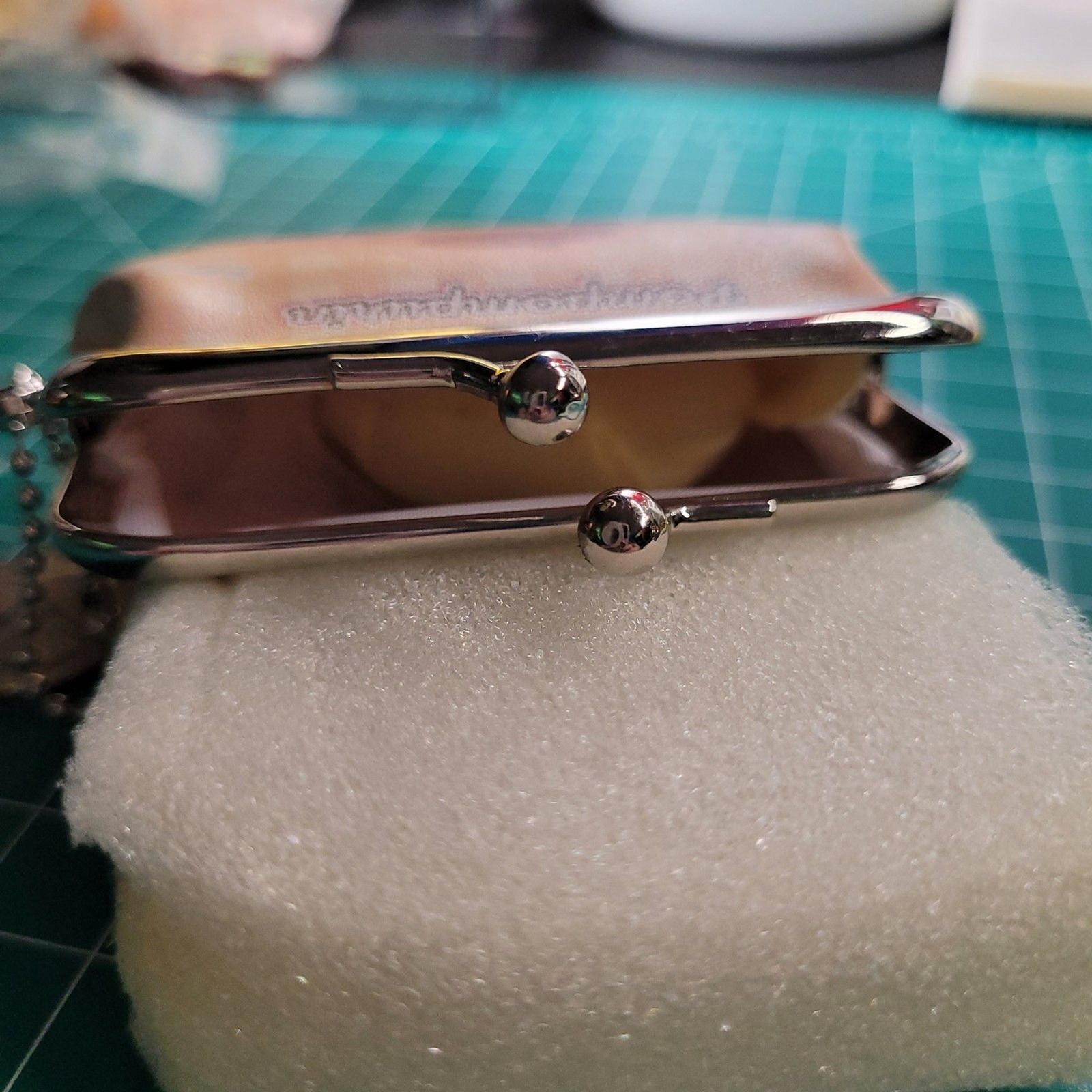 Pompompurin – Sanrio Pink Gamaguchi Coin Purse & Mini Plush Set