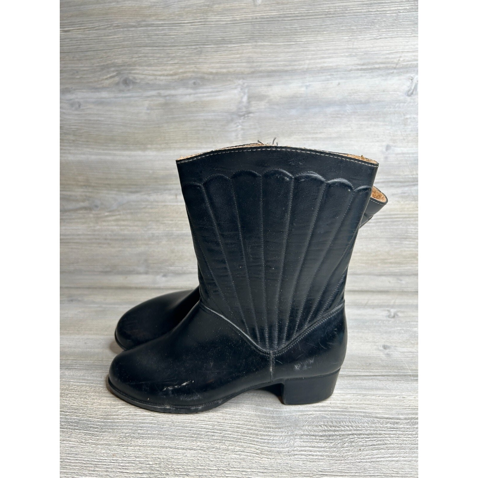 Vintage Sherpa Lined Rain Boots Heeled Waterproof Wide Women’s Size 7 USA