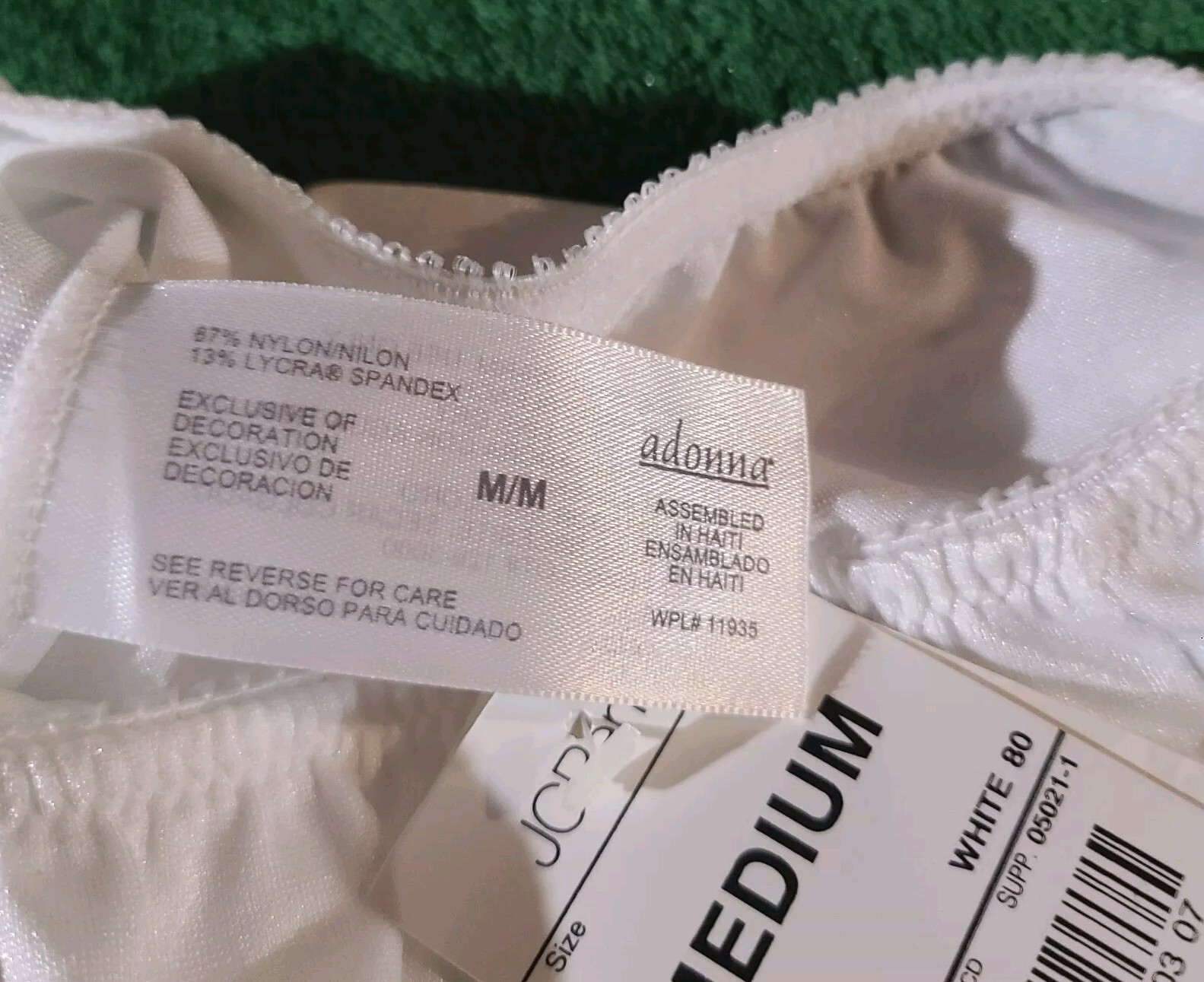 NEW VTG. JC PENNY ADONNA TAILORED STRETCH SATIN BRIEF LIGHT CONTROL SIZE MEDIUM