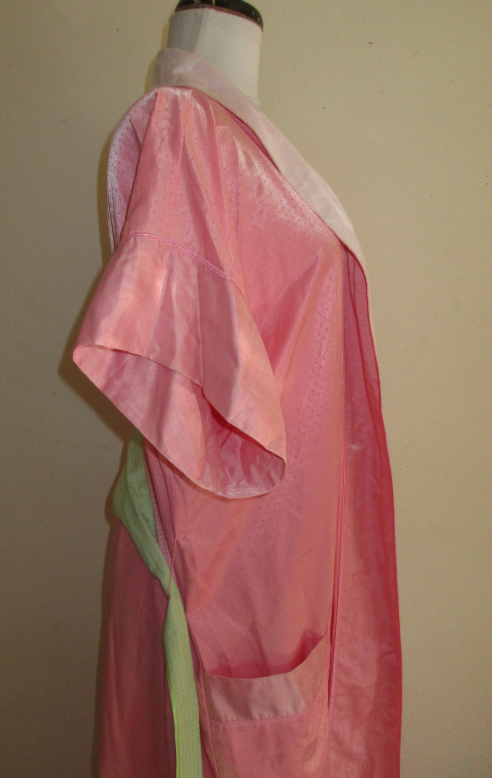Vintage 80’s Fernando Sanchez Pink White Long Cotton Nylon Belted Robe USA M/L
