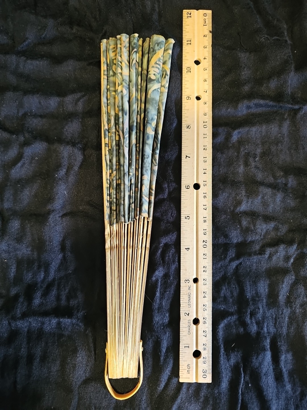 Hand Held Fan 19.5 Inch Wide 10.5 In Hight