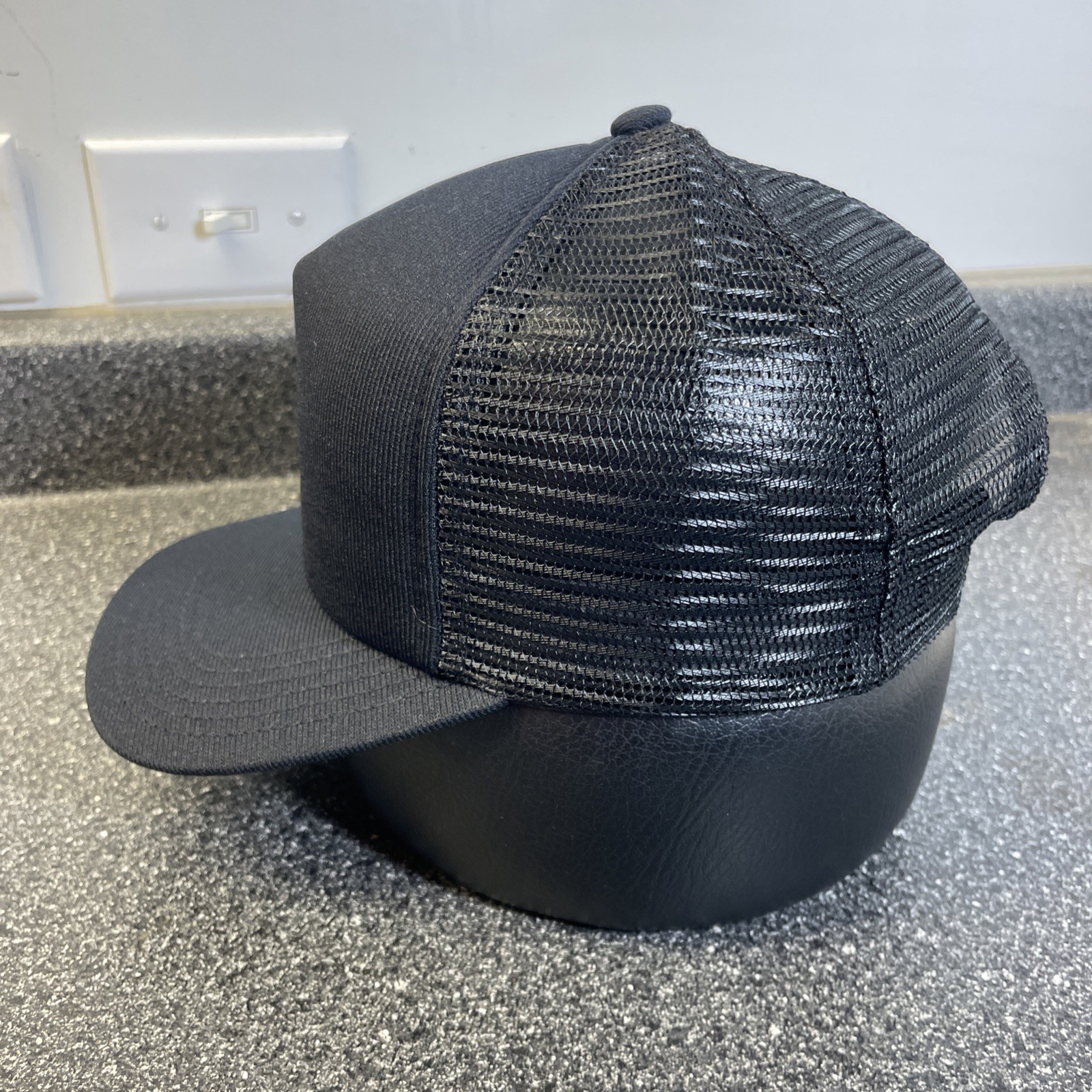 Vintage New Era Foremost Blank Snapback Mesh Trucker Black USA Made Small-Medium