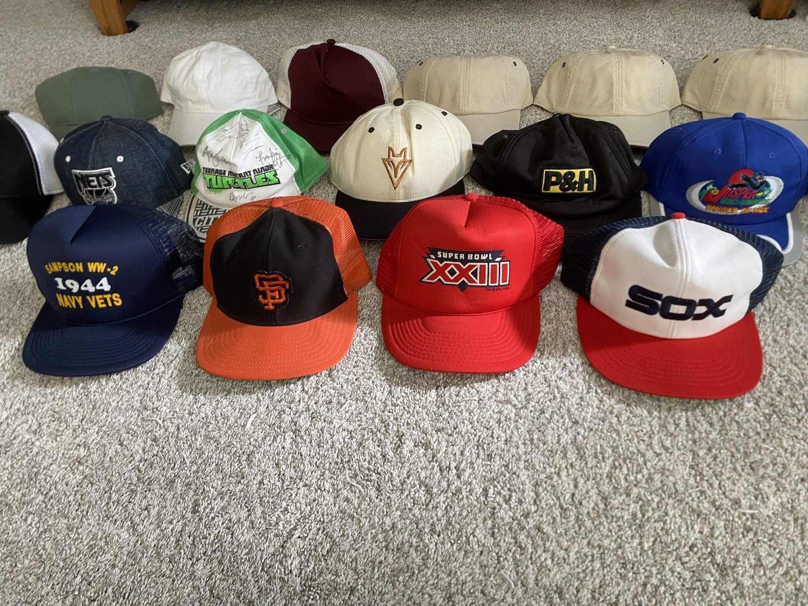 Lot Of 23 Vtg Hats Some NOS Sports Truckers More 80s 90s Y2K SnapBacks Beanies +