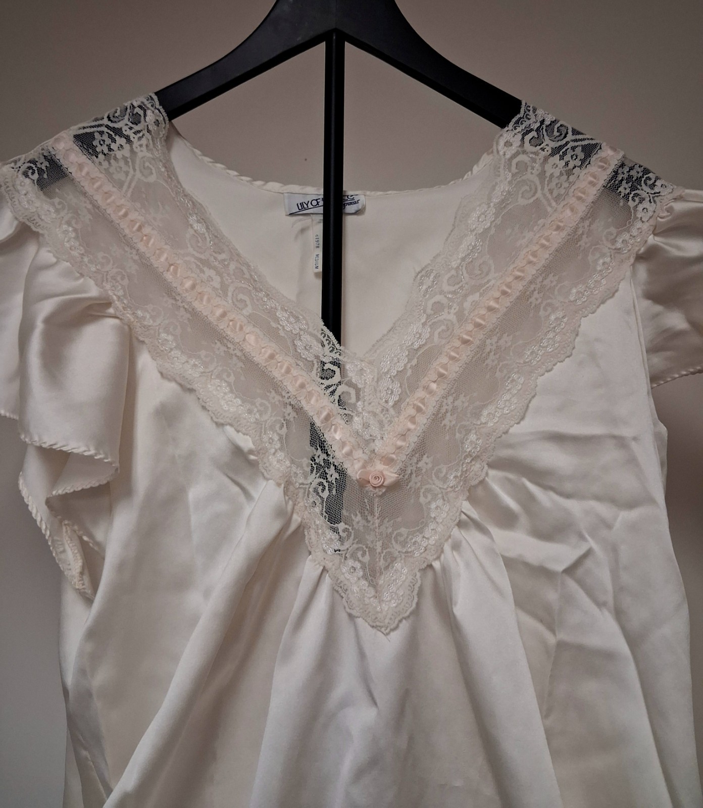 Vintage Lily of France Ivory Lace Long nightgown Size Medium 90s