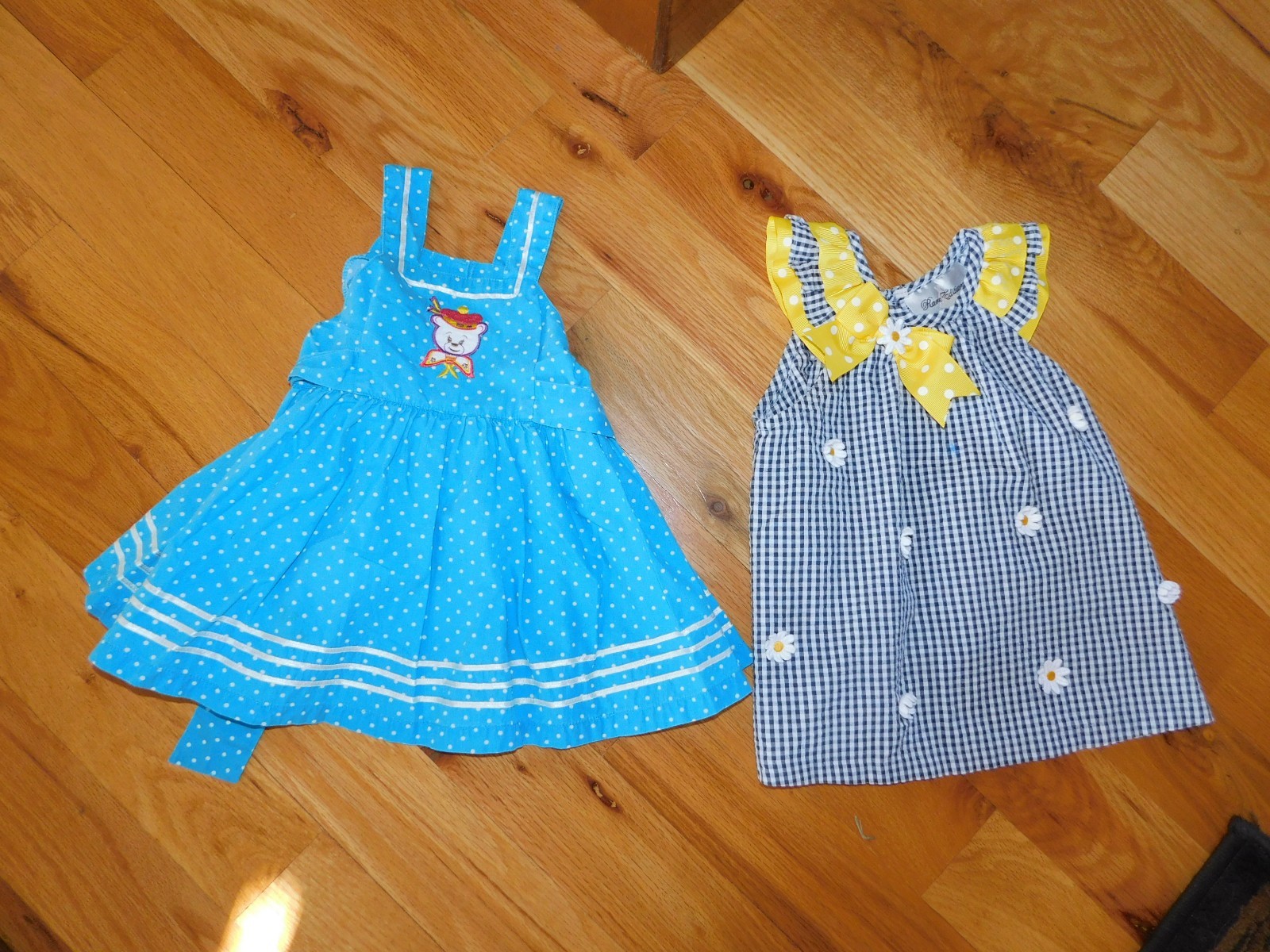 Vintage Girl Jumpers Little Astor Baumwolle Bear Applique + Rare Editions Daisy