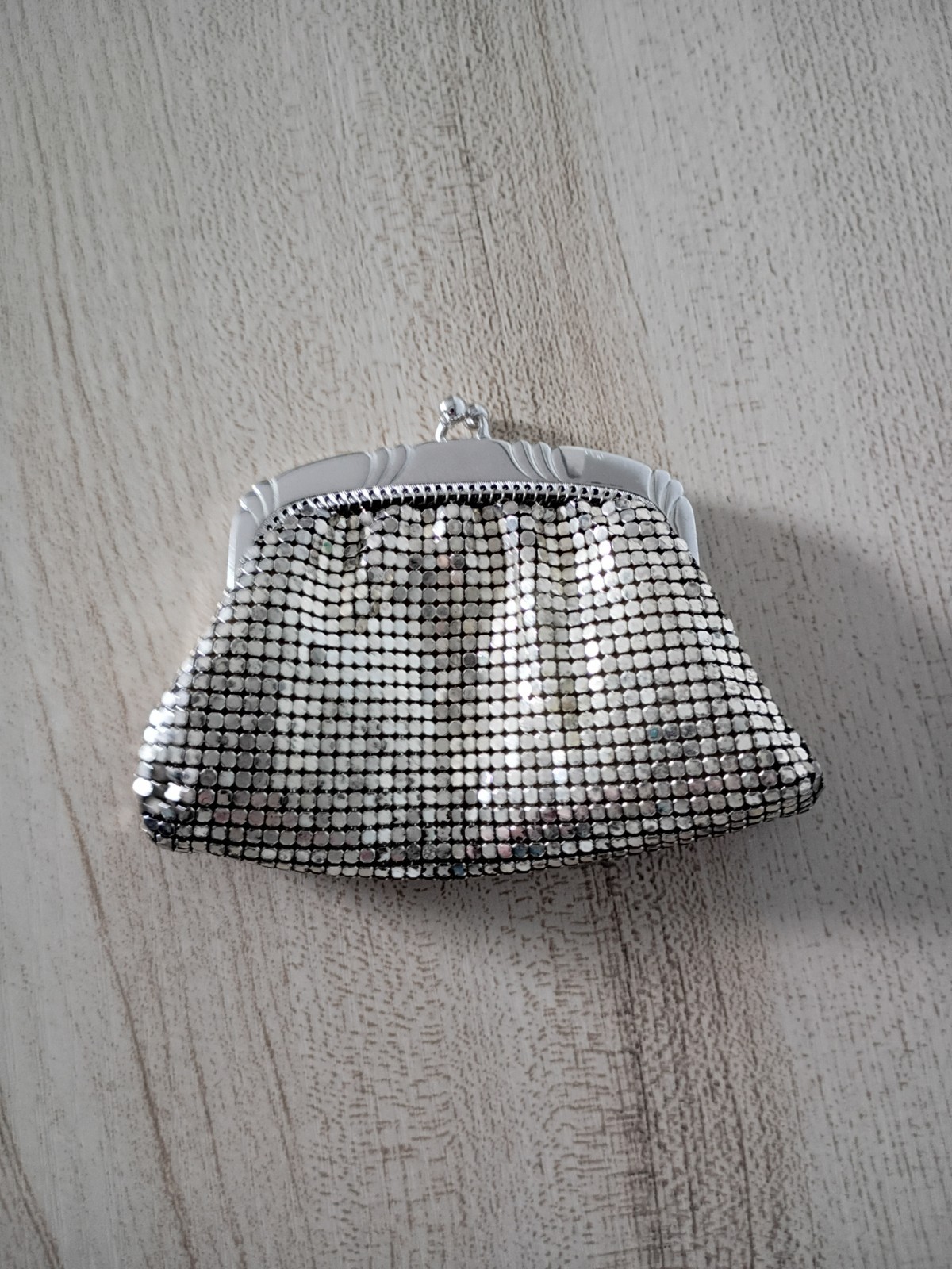 Vintage Whiting & Davis Silver 4in Mesh Change Coin Clutch Purse Art Deco 1940’s