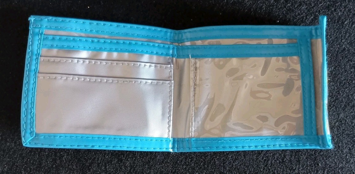 Vintage 1996 Wendys Shark Trifold Wallet Silver Blue 1990s Retro PVC Graphic NOS