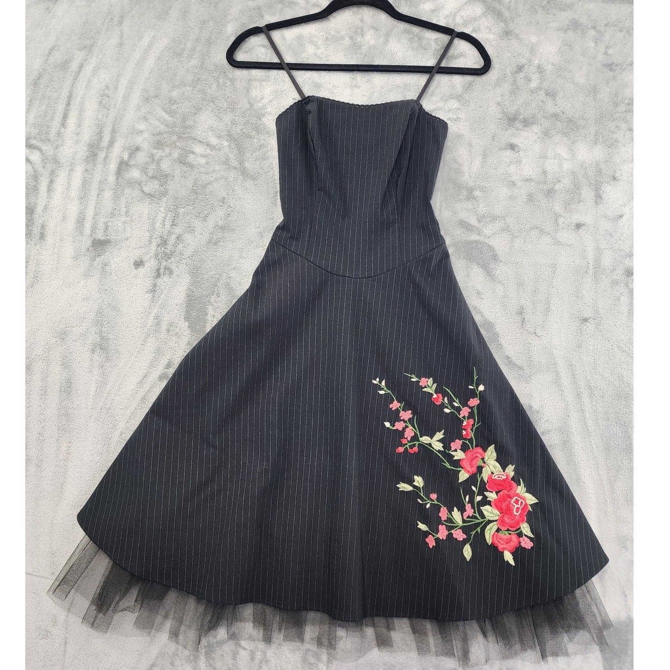 Vintage LA BELLE Dress Womens 3 Juniors Black Pin Striped Embroidered Party