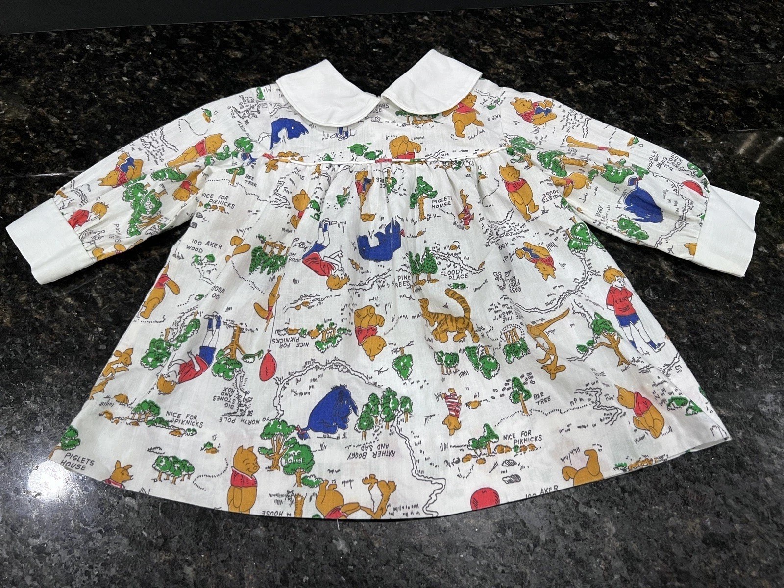 Vintage Winnie the Pooh Bear Dress 70s Sears 100 ACRE WOOD Print Perma-Prest