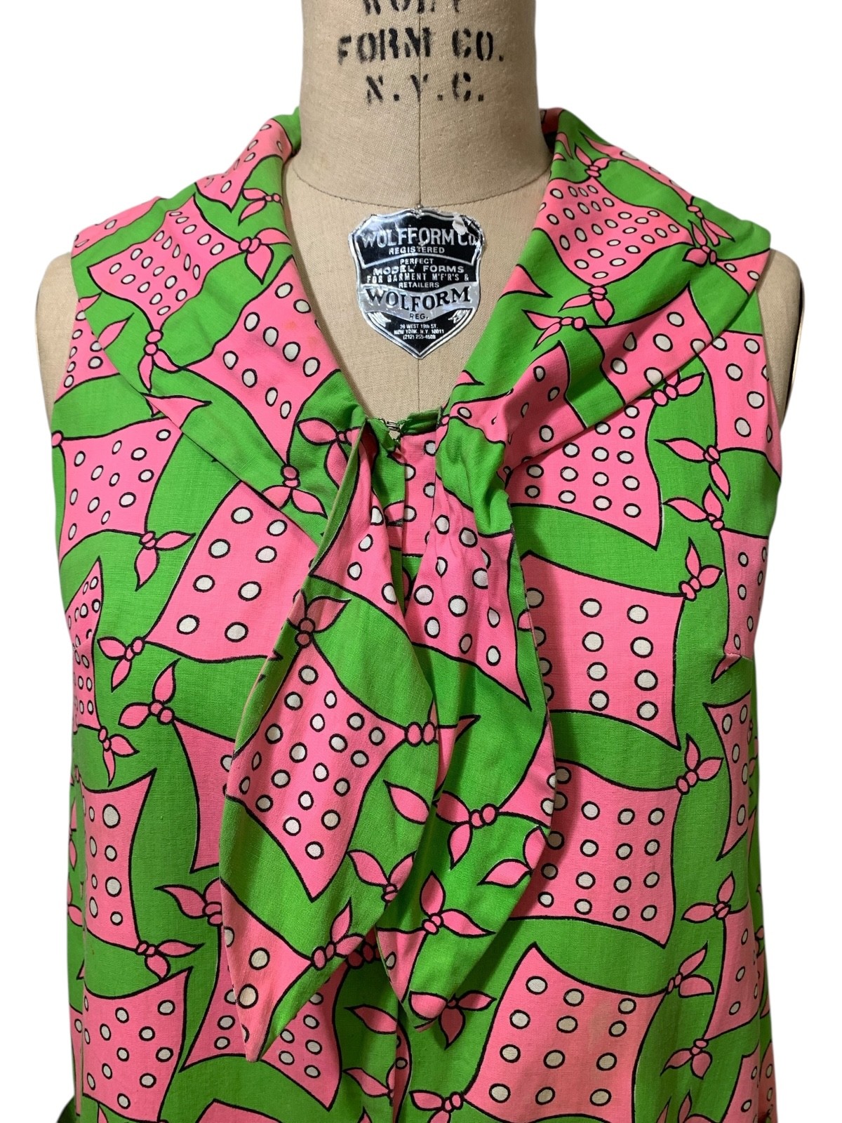 Late 60s/Early 70s Vintage Women’s Scarf Print Miss Bergdorf Trapeze Dress Sz S