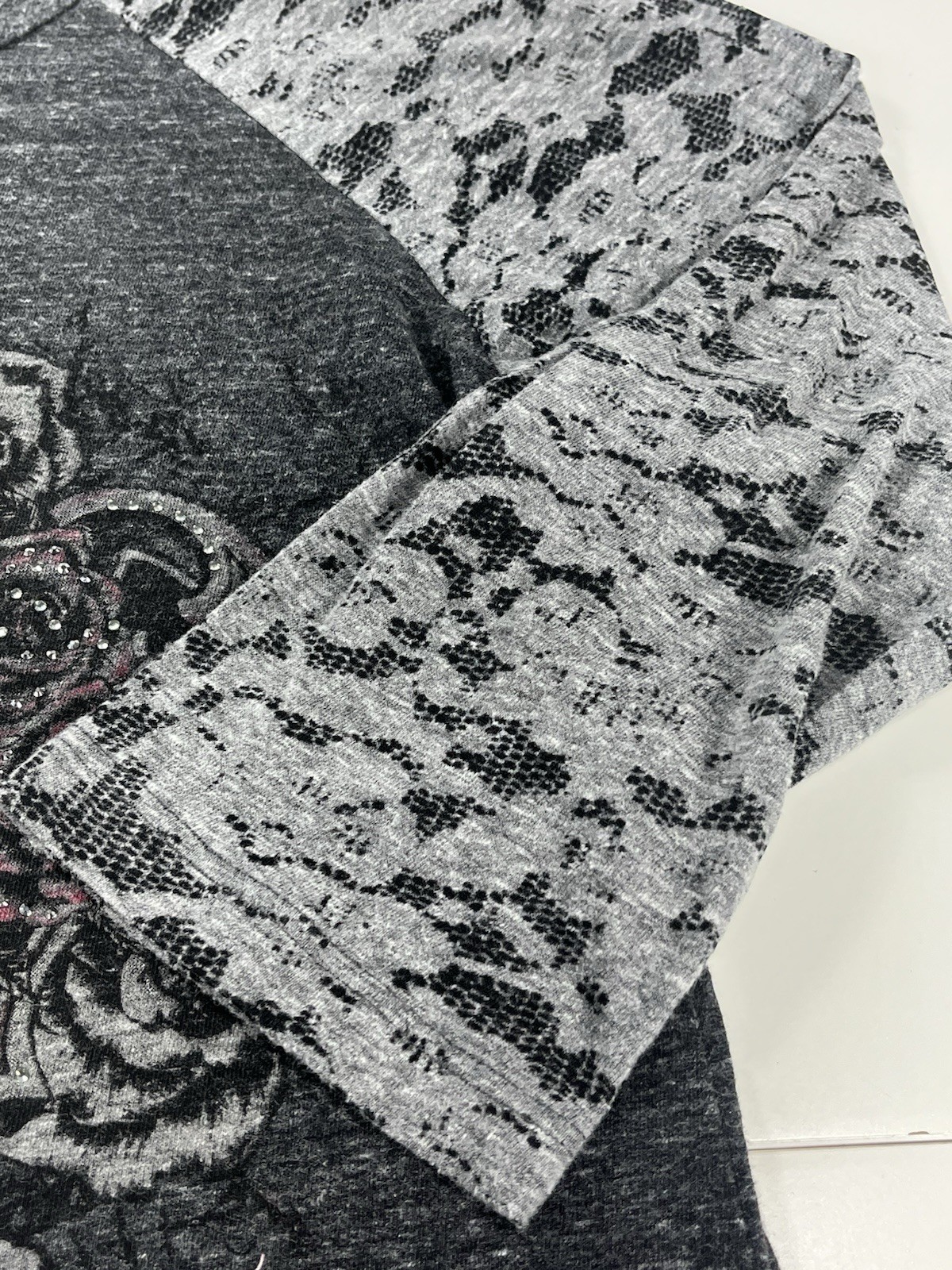 Y2K Harley-Davidson Women’s 3/4 Sleeve Top XL Gray Lace Floral Bling