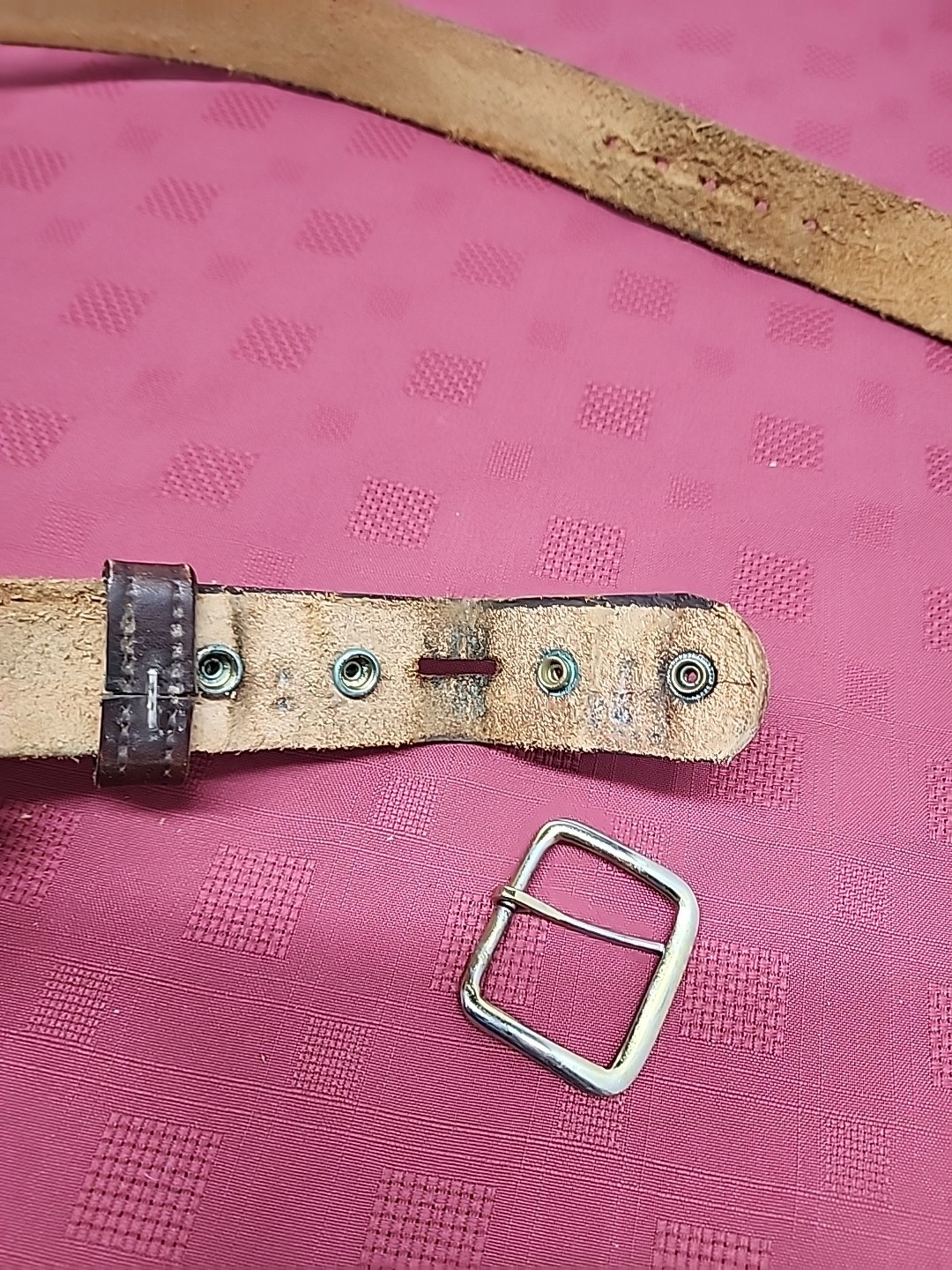Vintage Brown Tooled Leather Belt Made In The USA 41″ Rockabilly Cowboycore