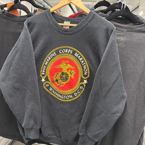 Vintage 90’s United States Marine Corps Fruit Of The Loom Crewneck Sweater