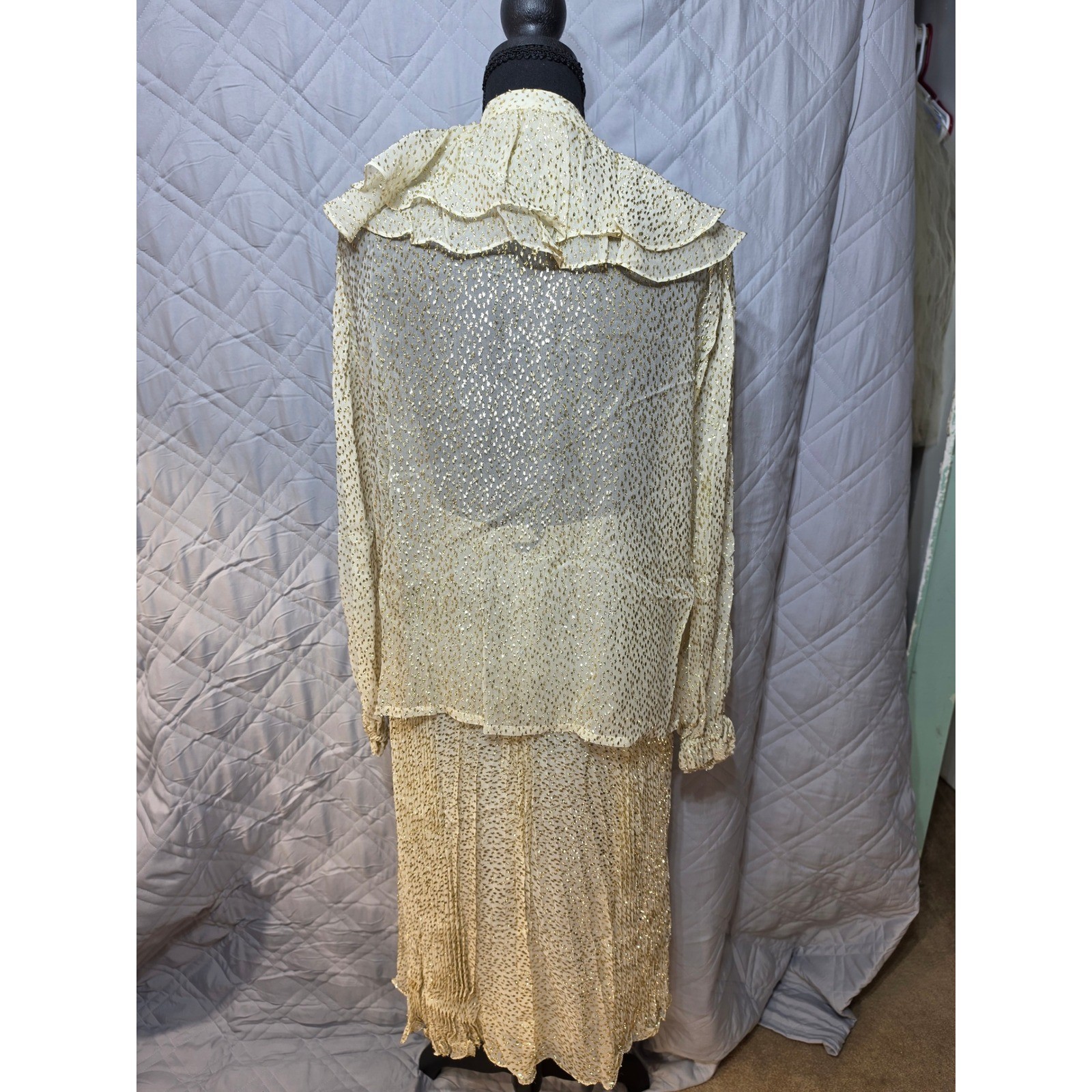 Mose Milano Vintage Silk Gold Metallic Ruffle Blouse Accordion Pleat Skirt Set